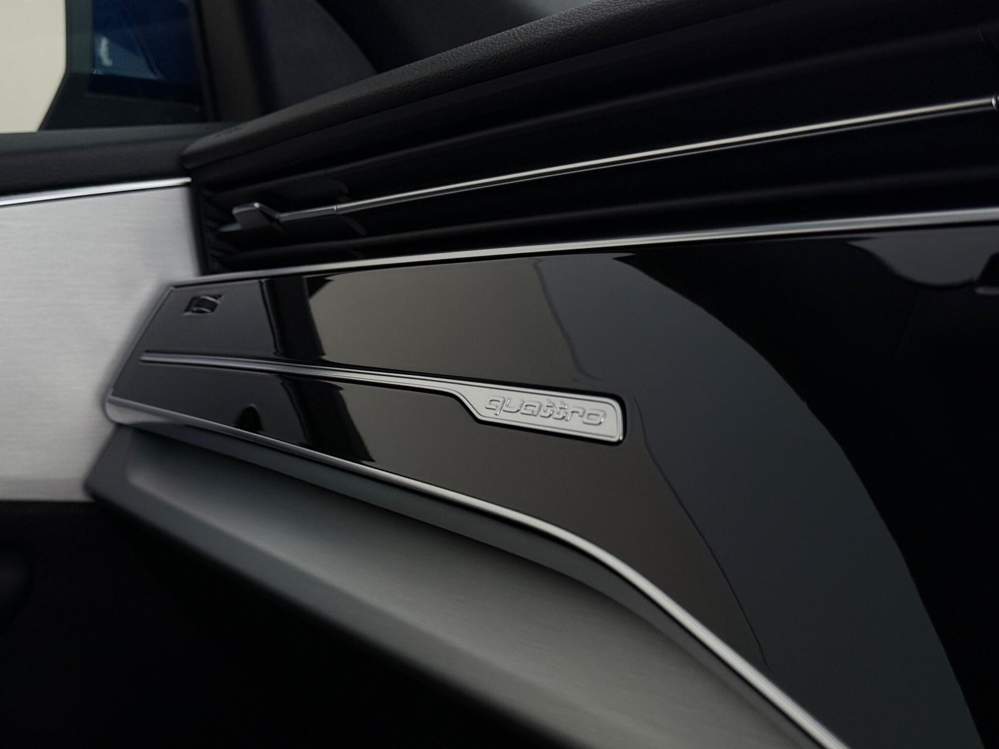 Audi Q8 view 49