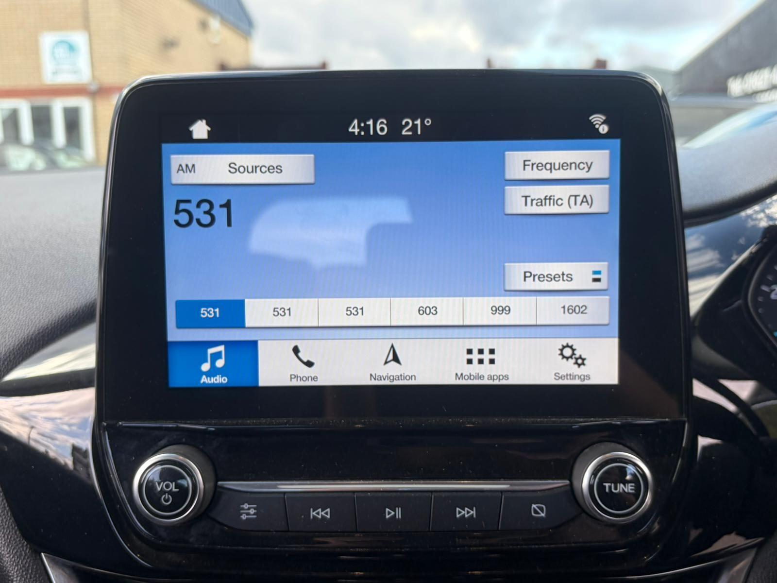 Ford Fiesta view 25