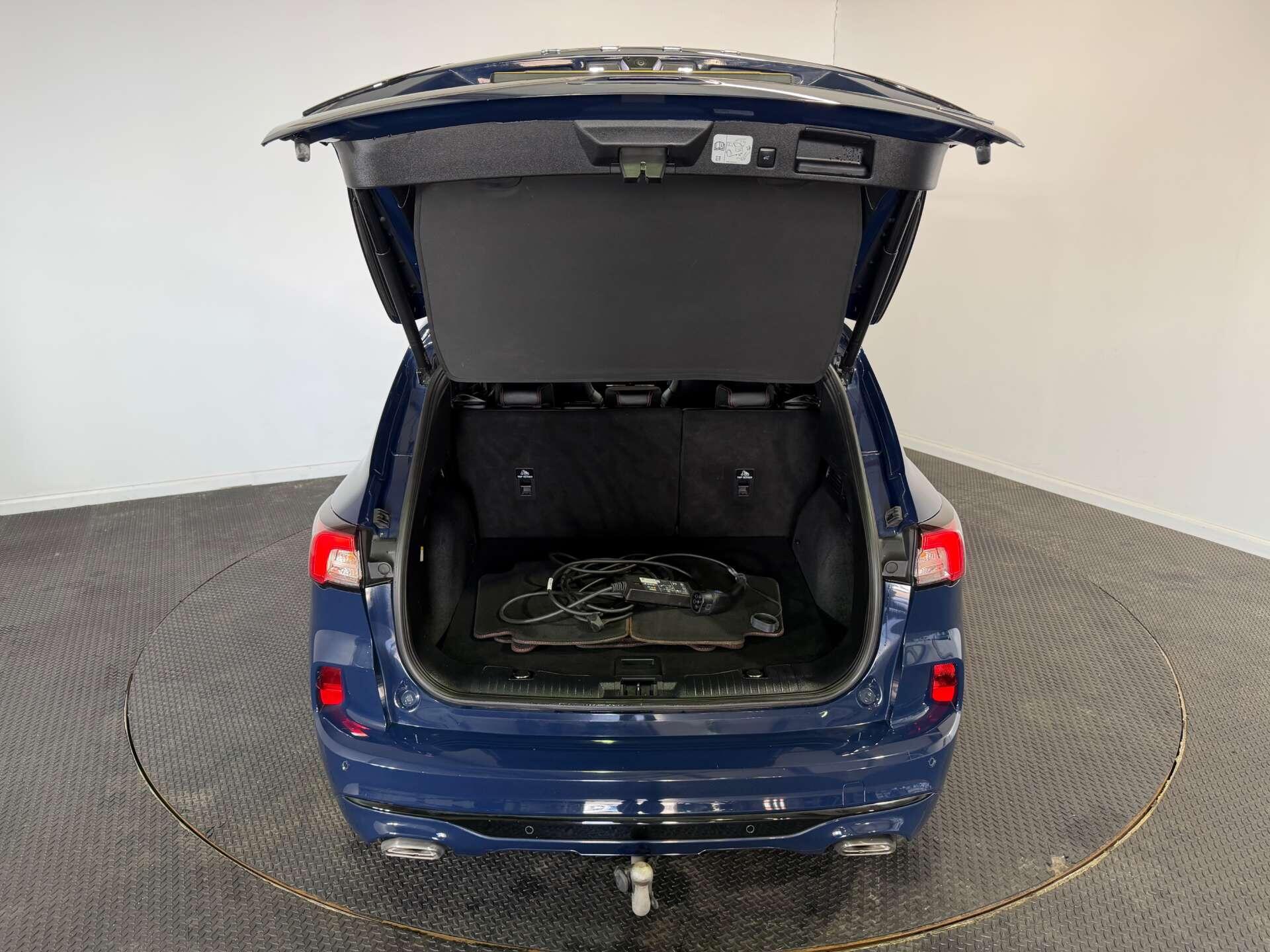 Ford Kuga view 11