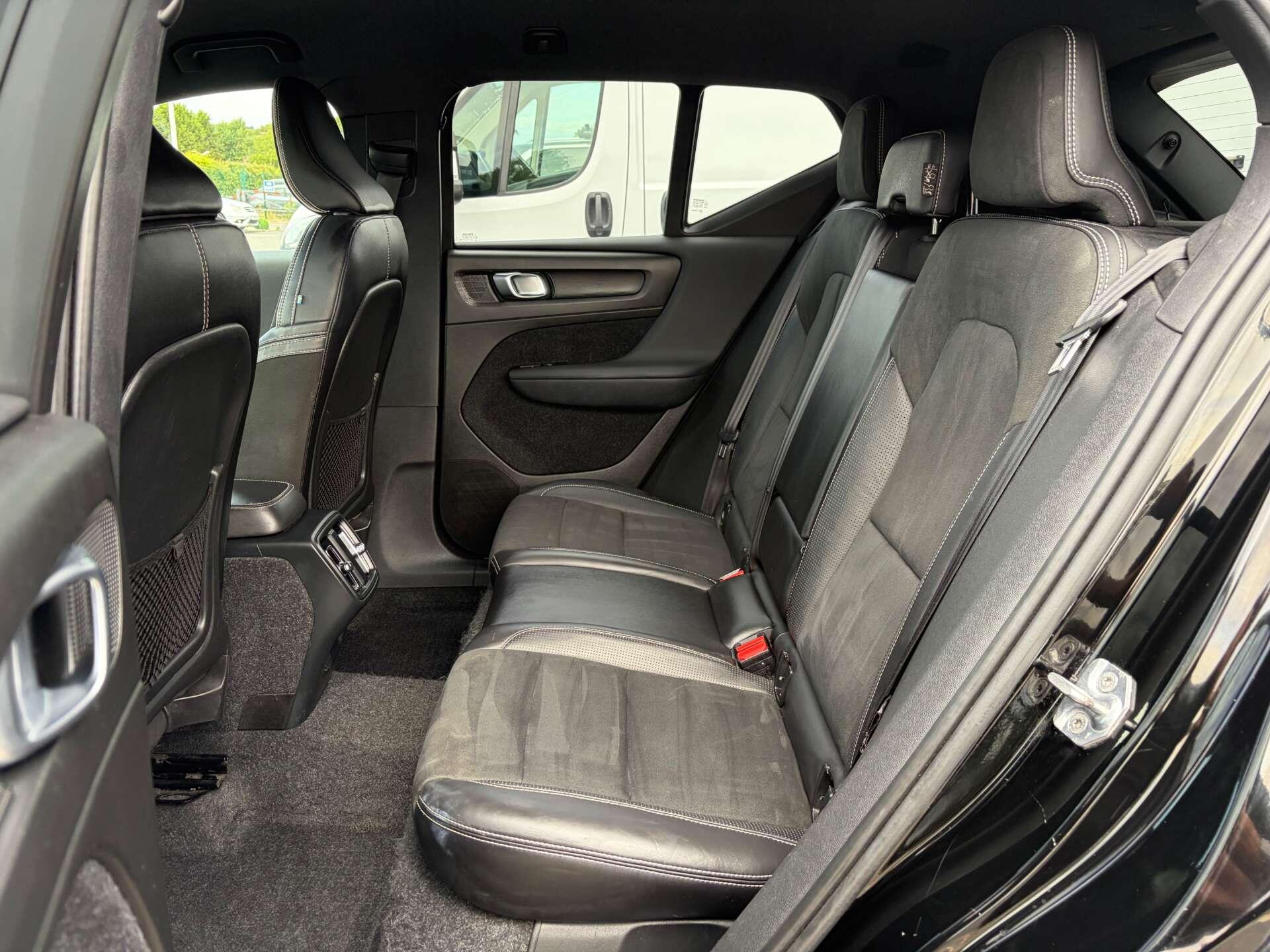Volvo XC40 view 20