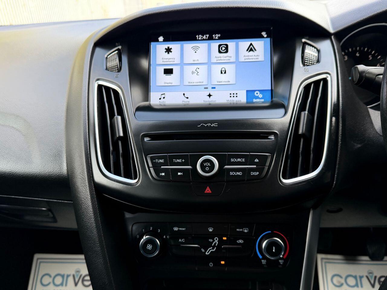 Ford Focus view 40