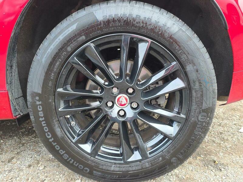 2017 Jaguar F-PACE 2.0 D180 R-Sport Auto AWD Euro 6 (s/s) 5dr • 74,795 miles image 54