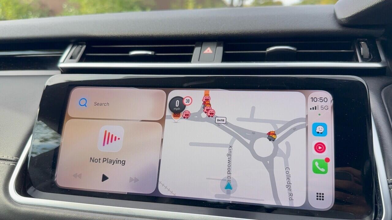 Land Rover Range Rover Velar view 38