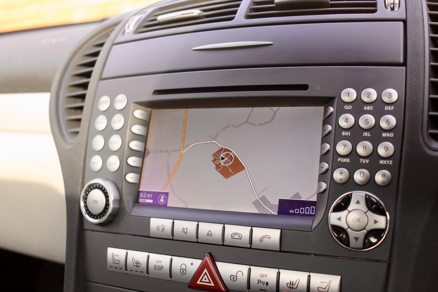 Mercedes-Benz SLK view 15