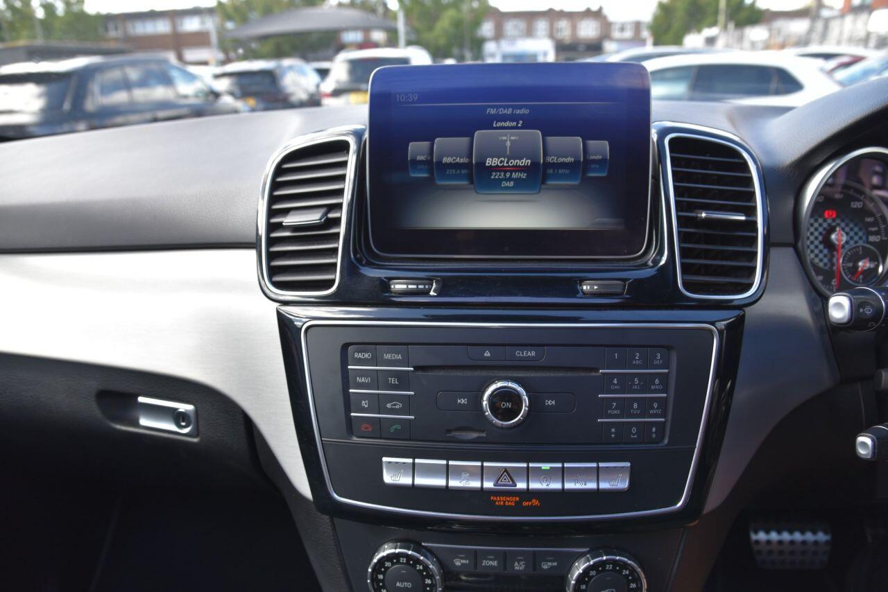 Mercedes-Benz Gle view 38