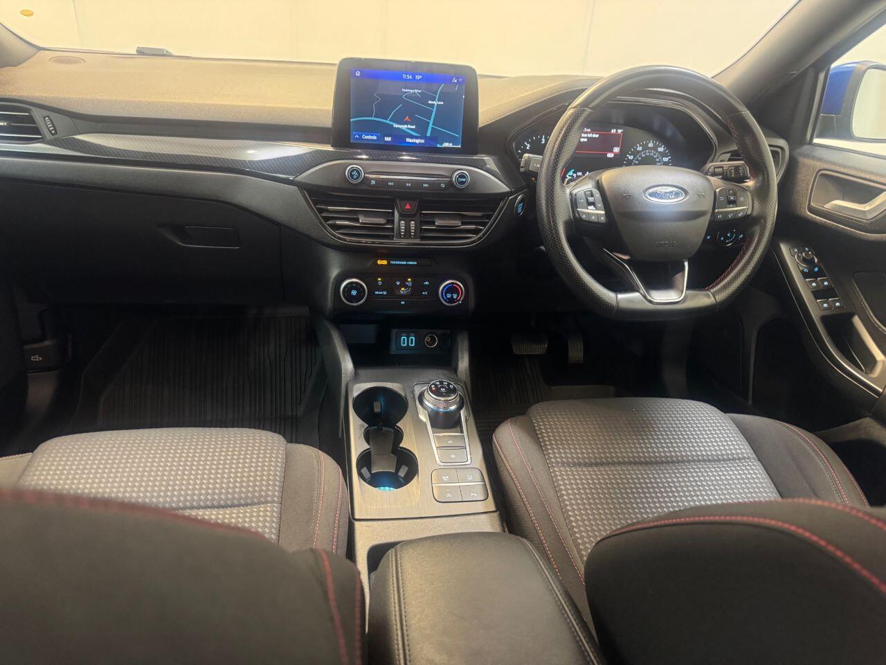 Ford Focus view 38