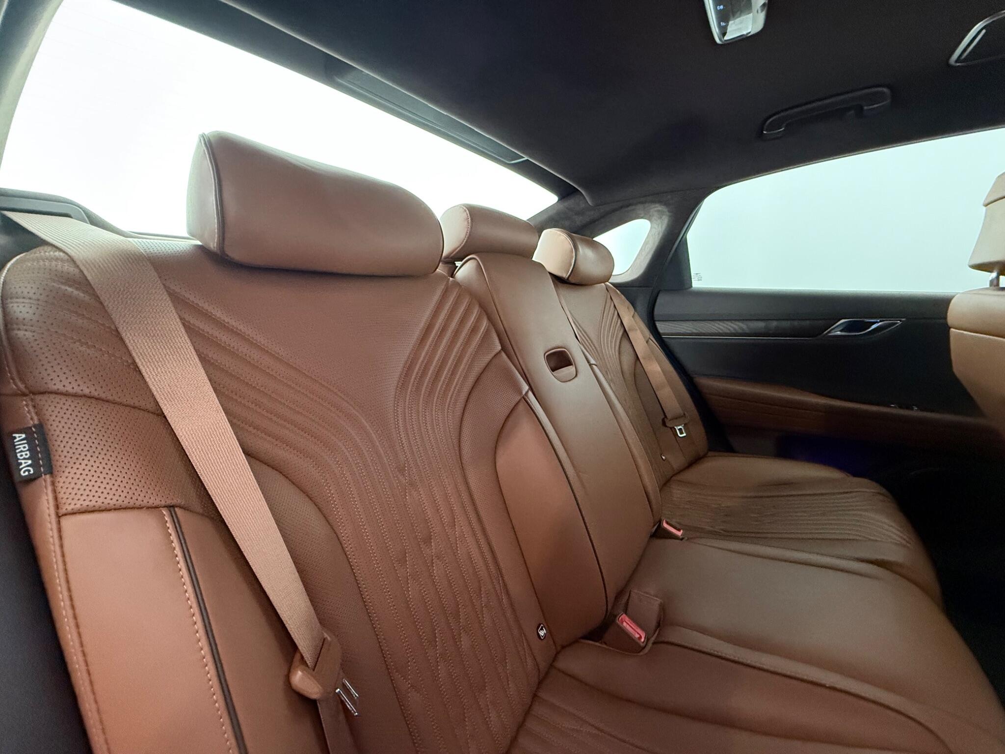 Genesis G80 view 40