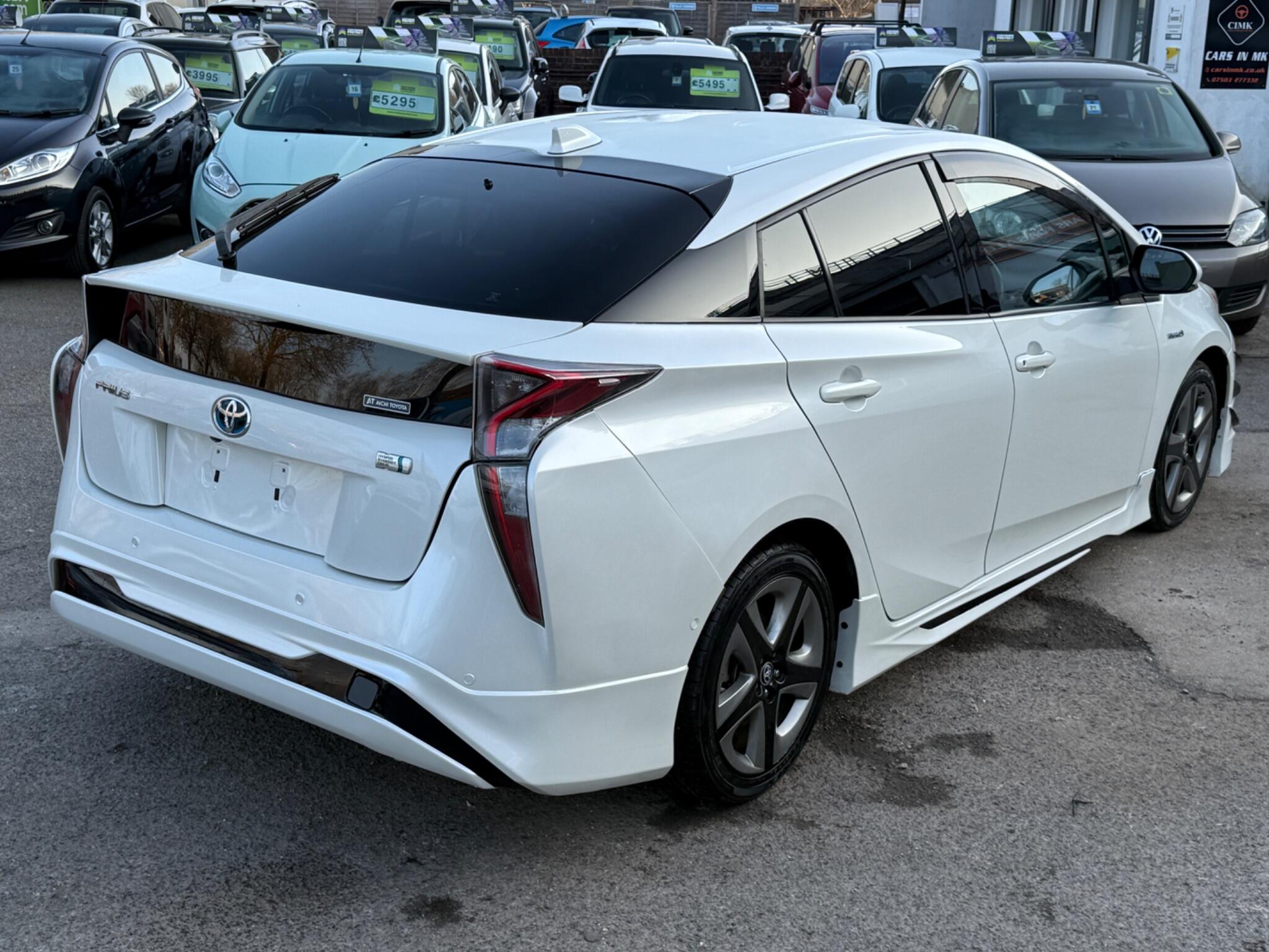 Toyota Prius - Image 19
