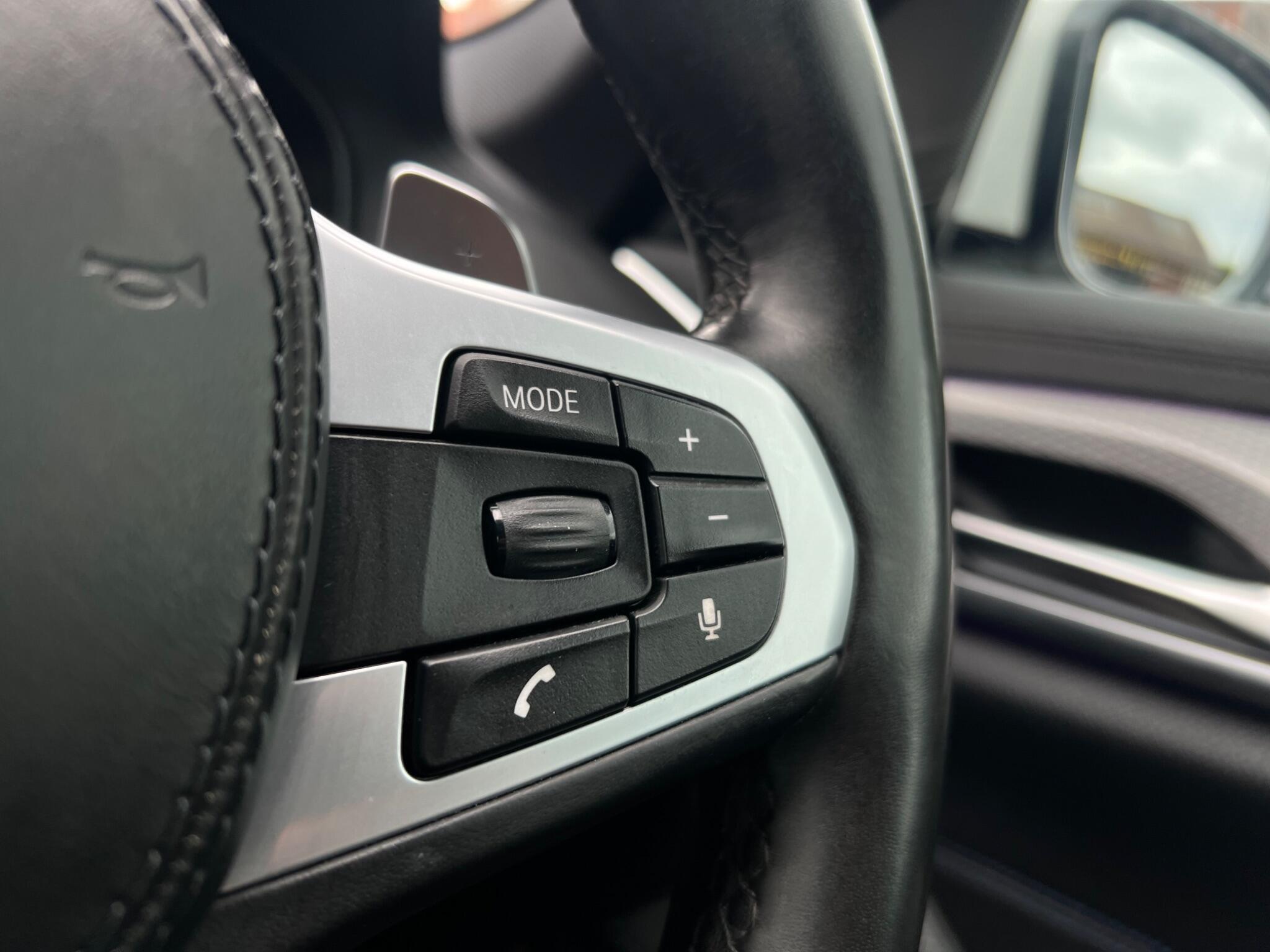 BMW 5 Series view 40