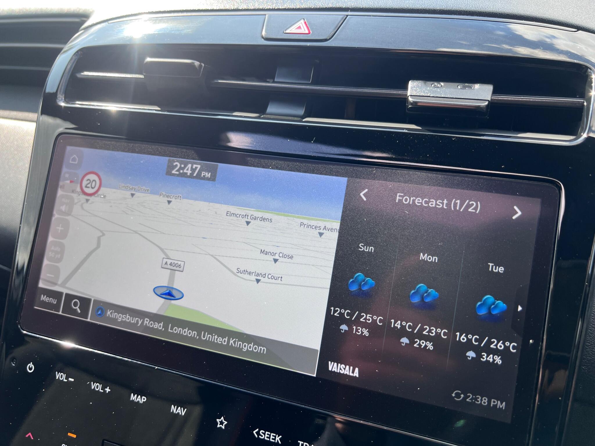 Hyundai Tucson view 21