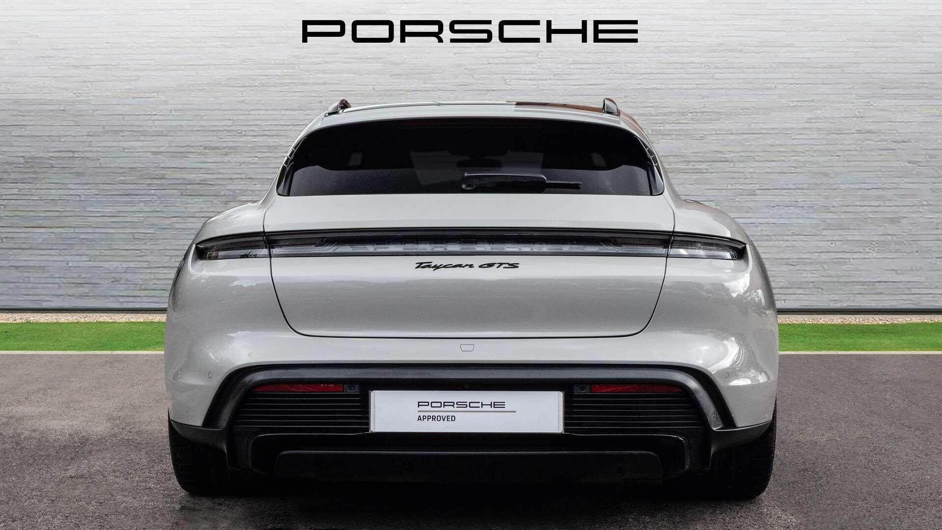 Porsche Taycan view 9