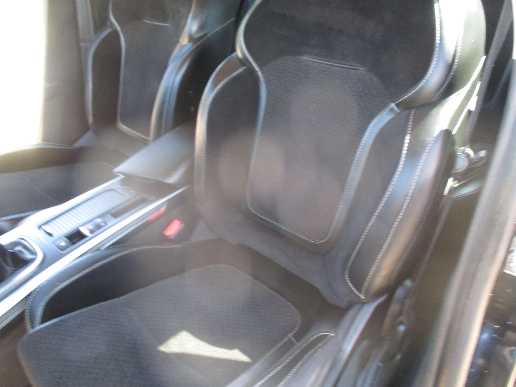 Renault Megane view 34