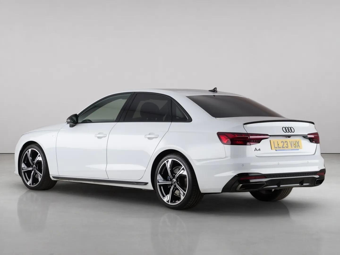 Audi A4 view 8