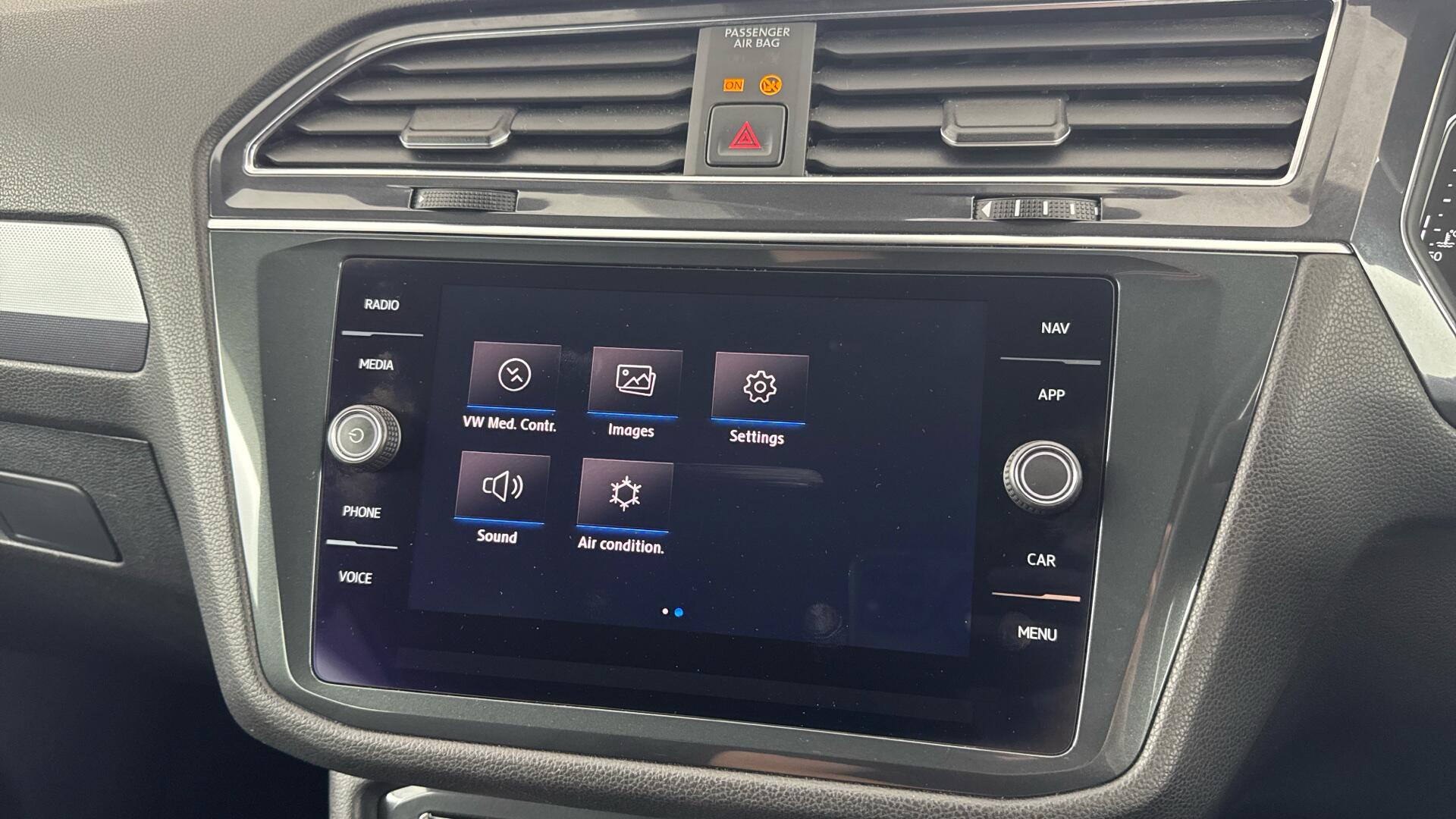 Volkswagen Tiguan Allspace view 30