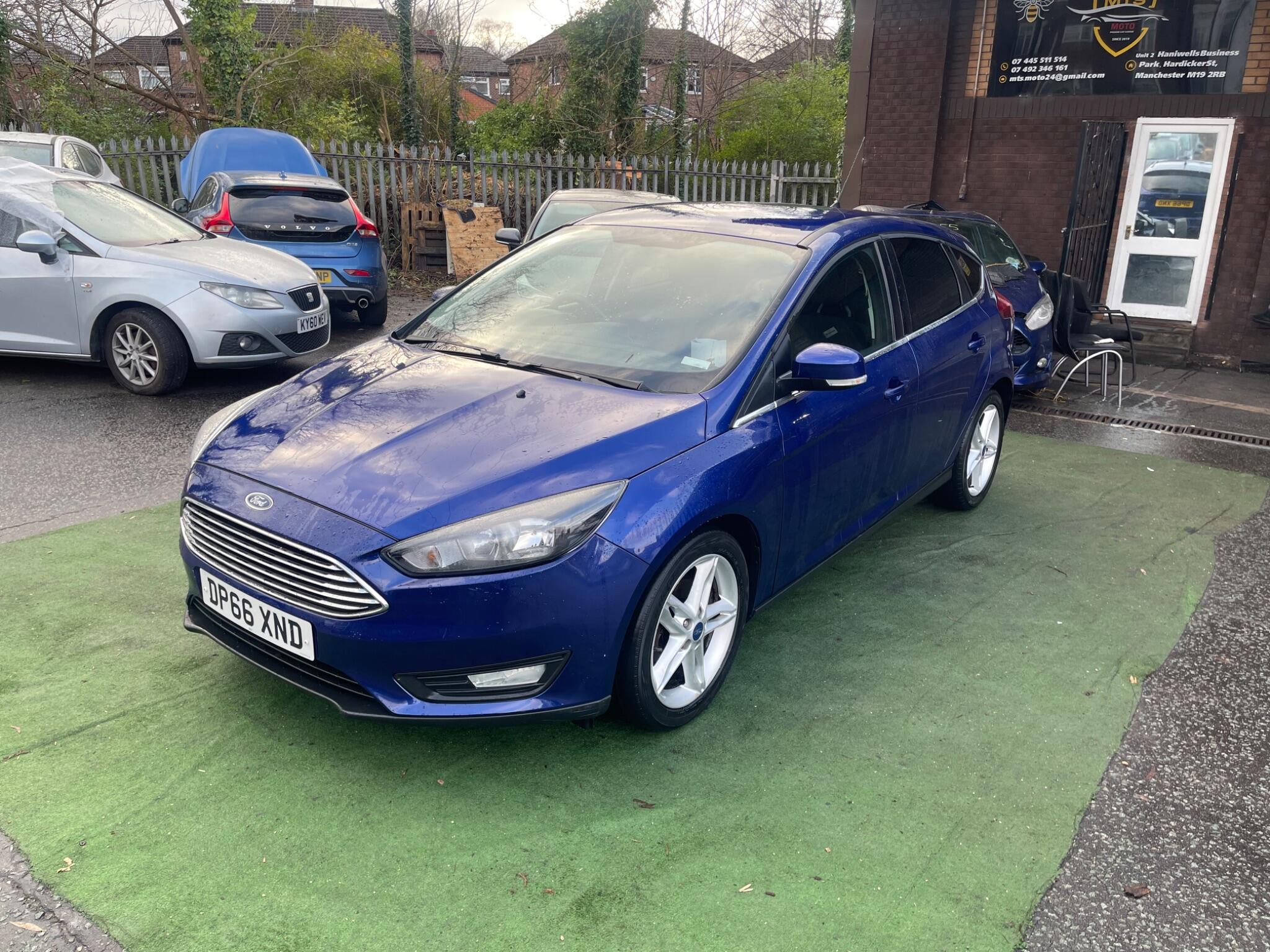 2016 Ford Focus 1.0T EcoBoost Zetec Euro 6 (s/s) 5dr • 83,680 miles image 4