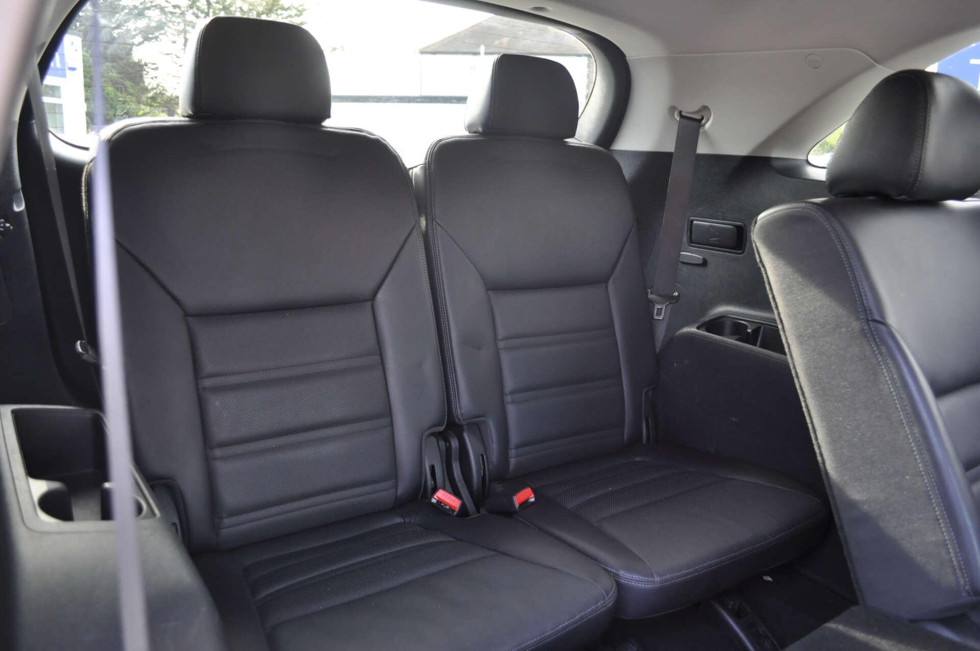 Kia Sorento view 12