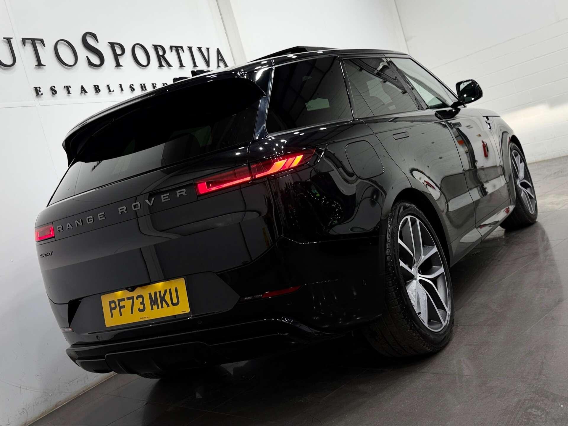 Land Rover Range Rover Sport view 22