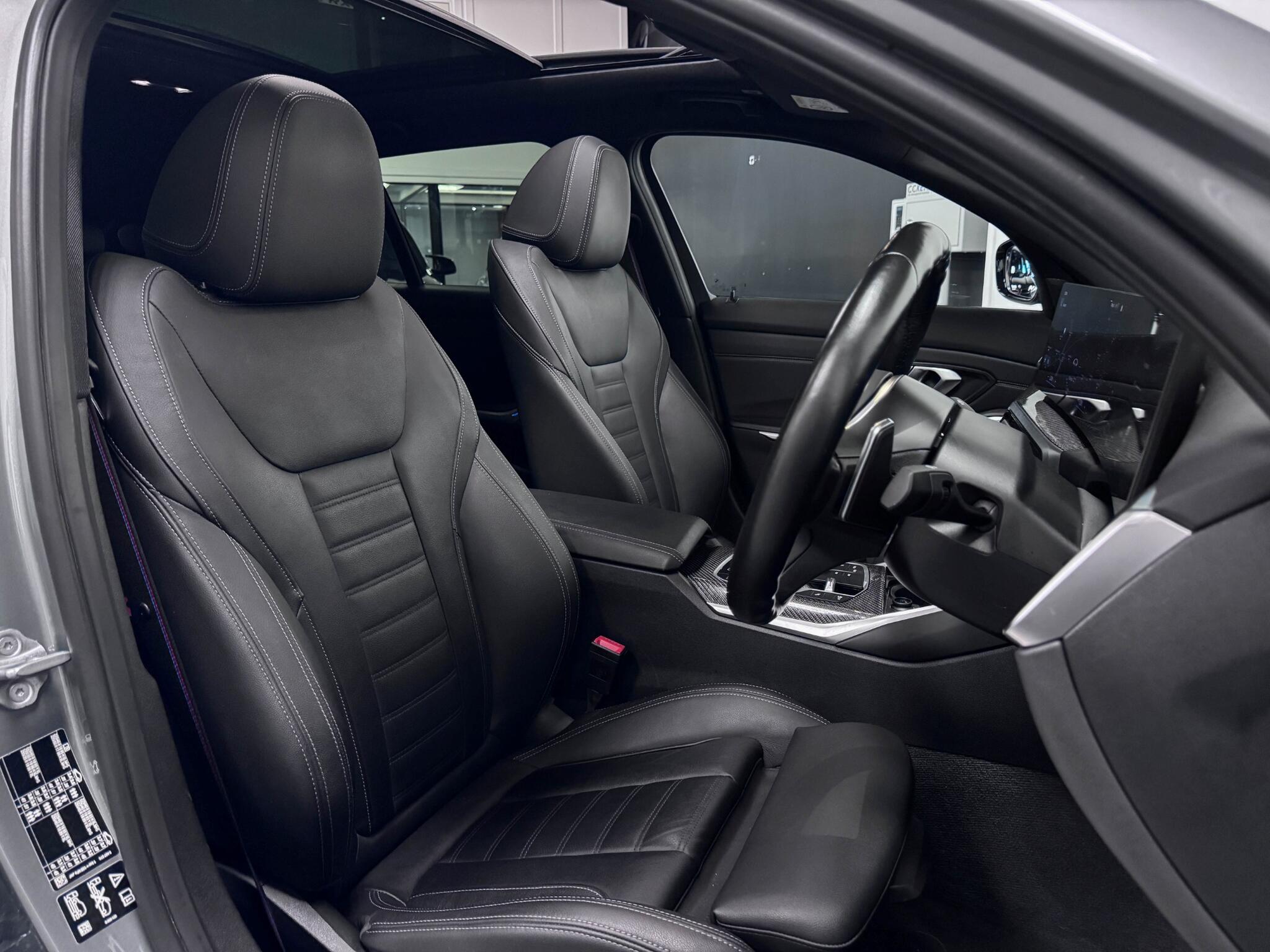 BMW 3 Series view 33