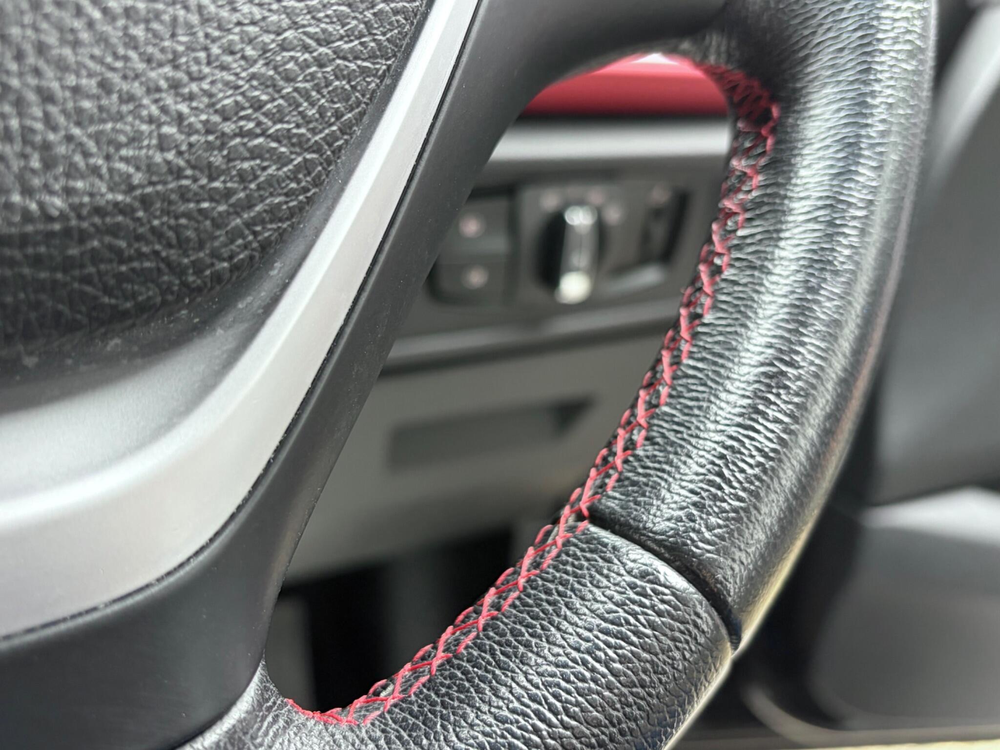 BMW 1 Series view 38