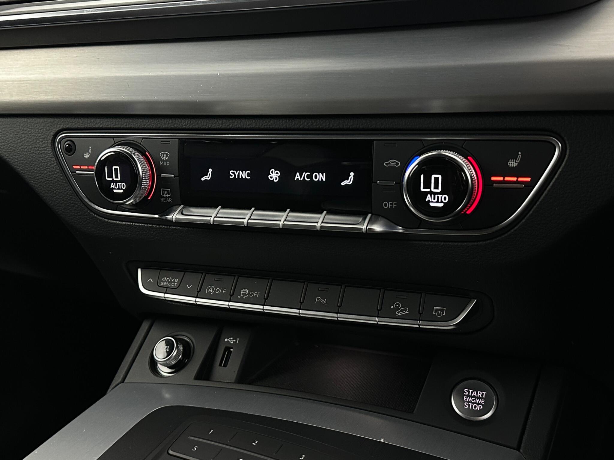 Audi Q5 view 22