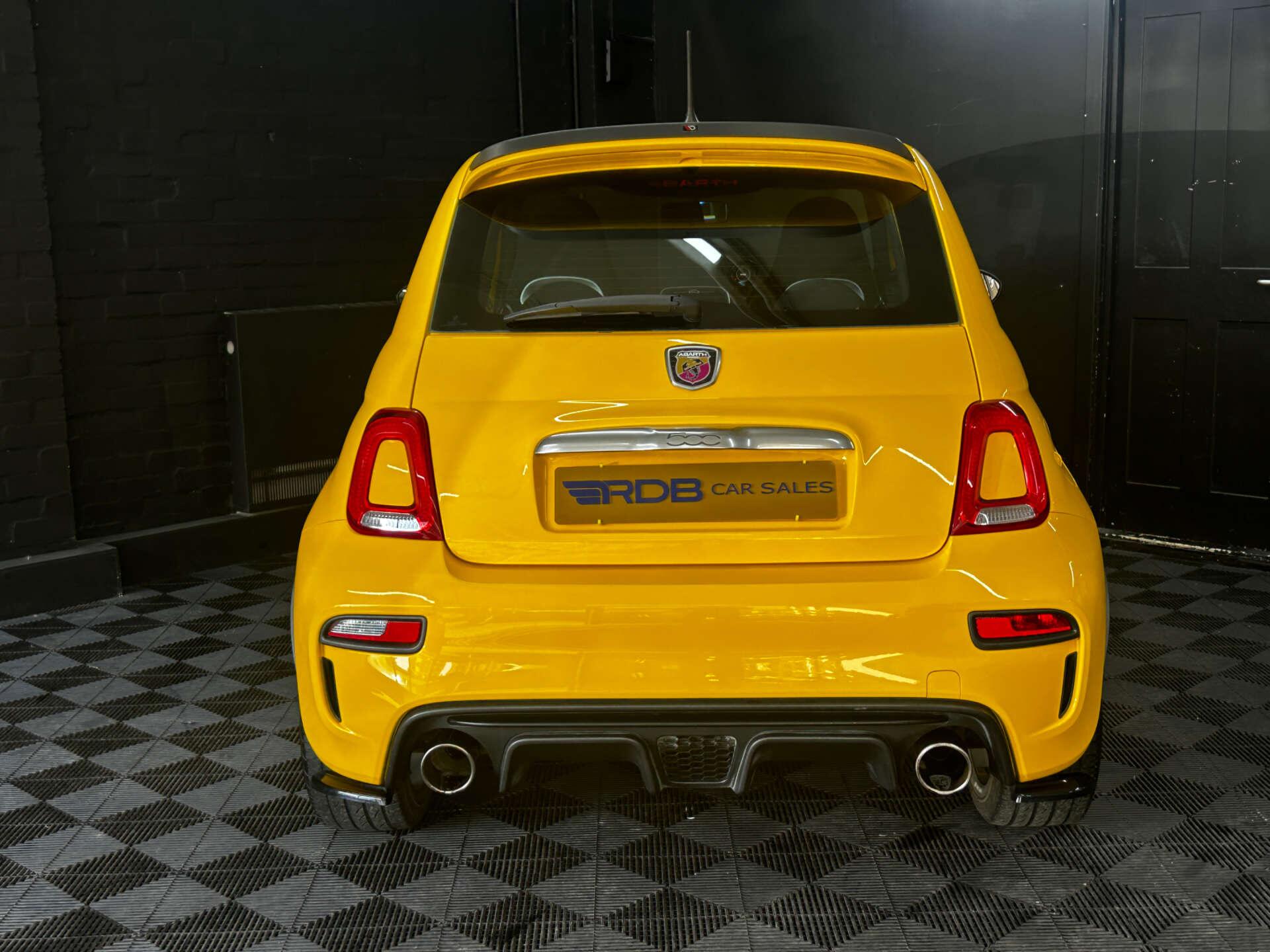 Abarth 595 view 23