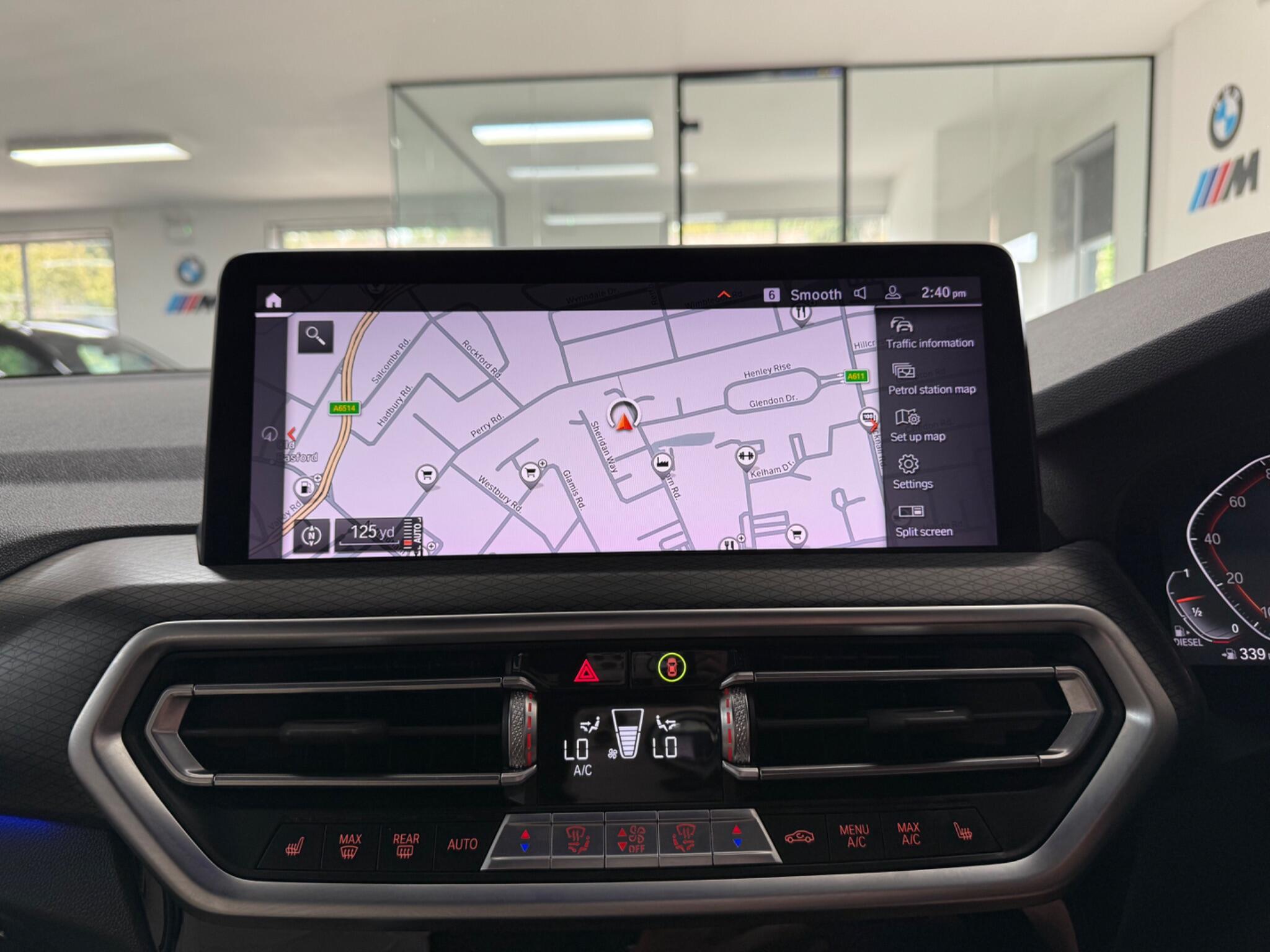 BMW X3 view 21