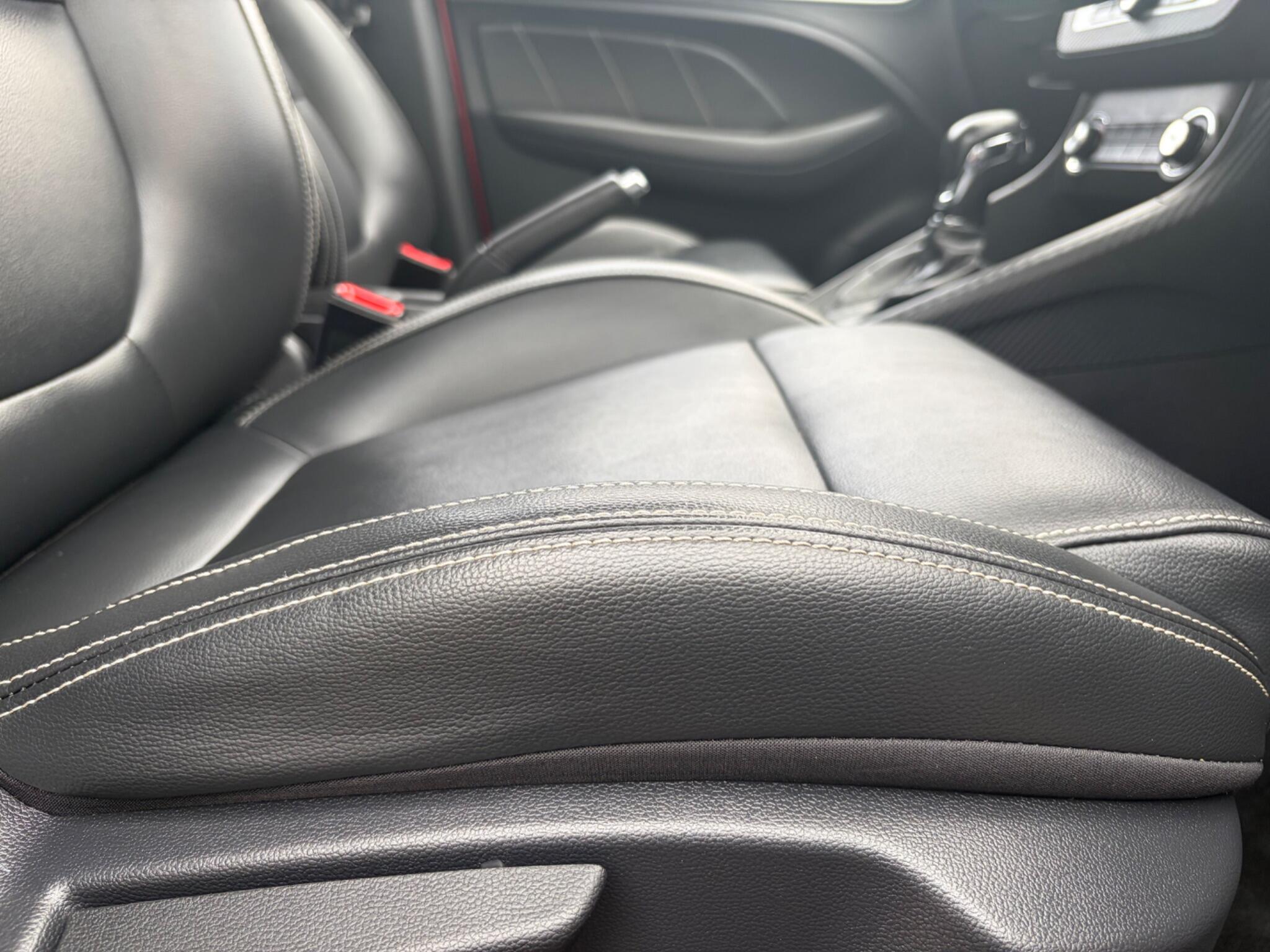 MG ZS view 43