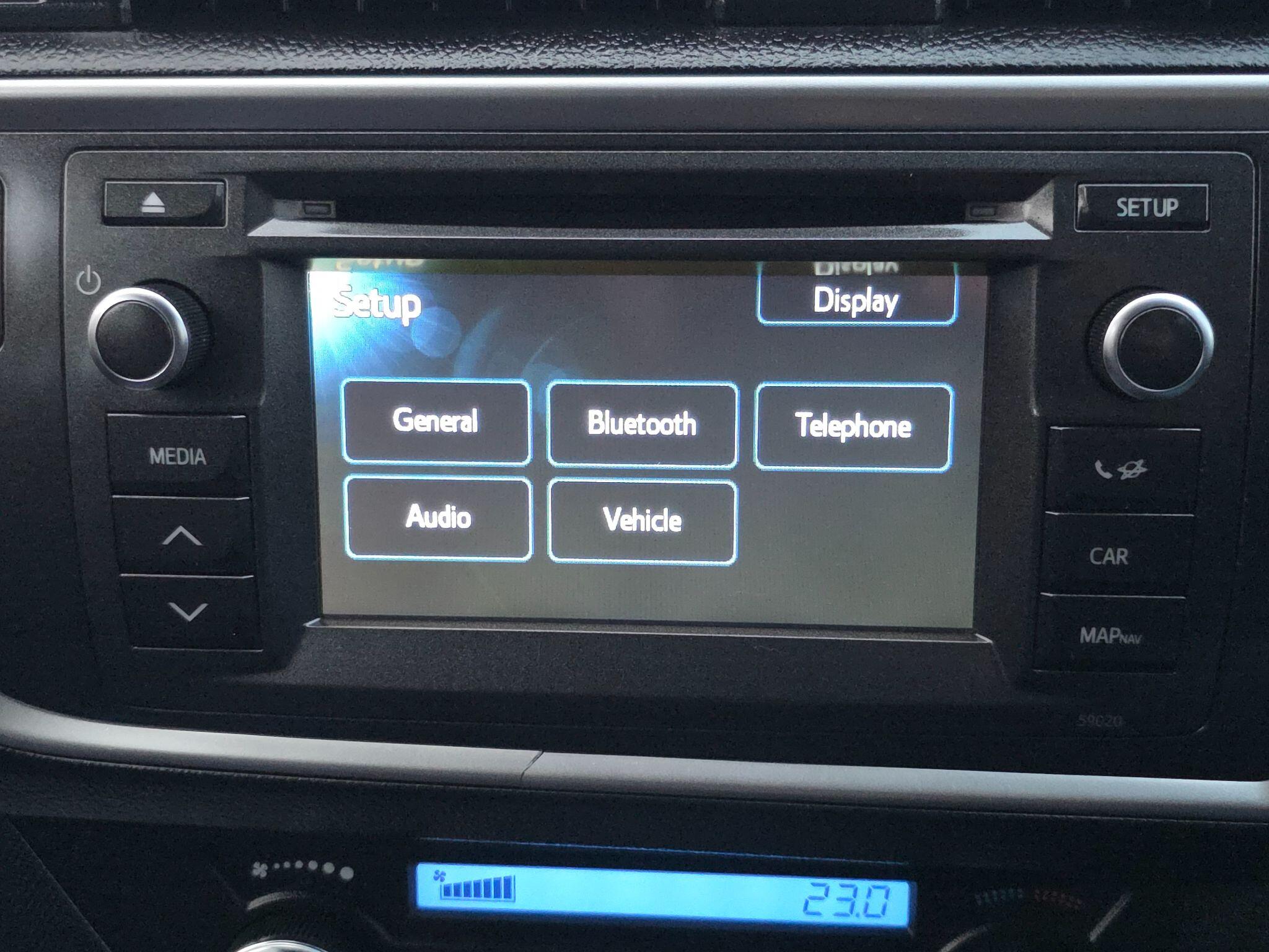 2013 Toyota Auris image 45