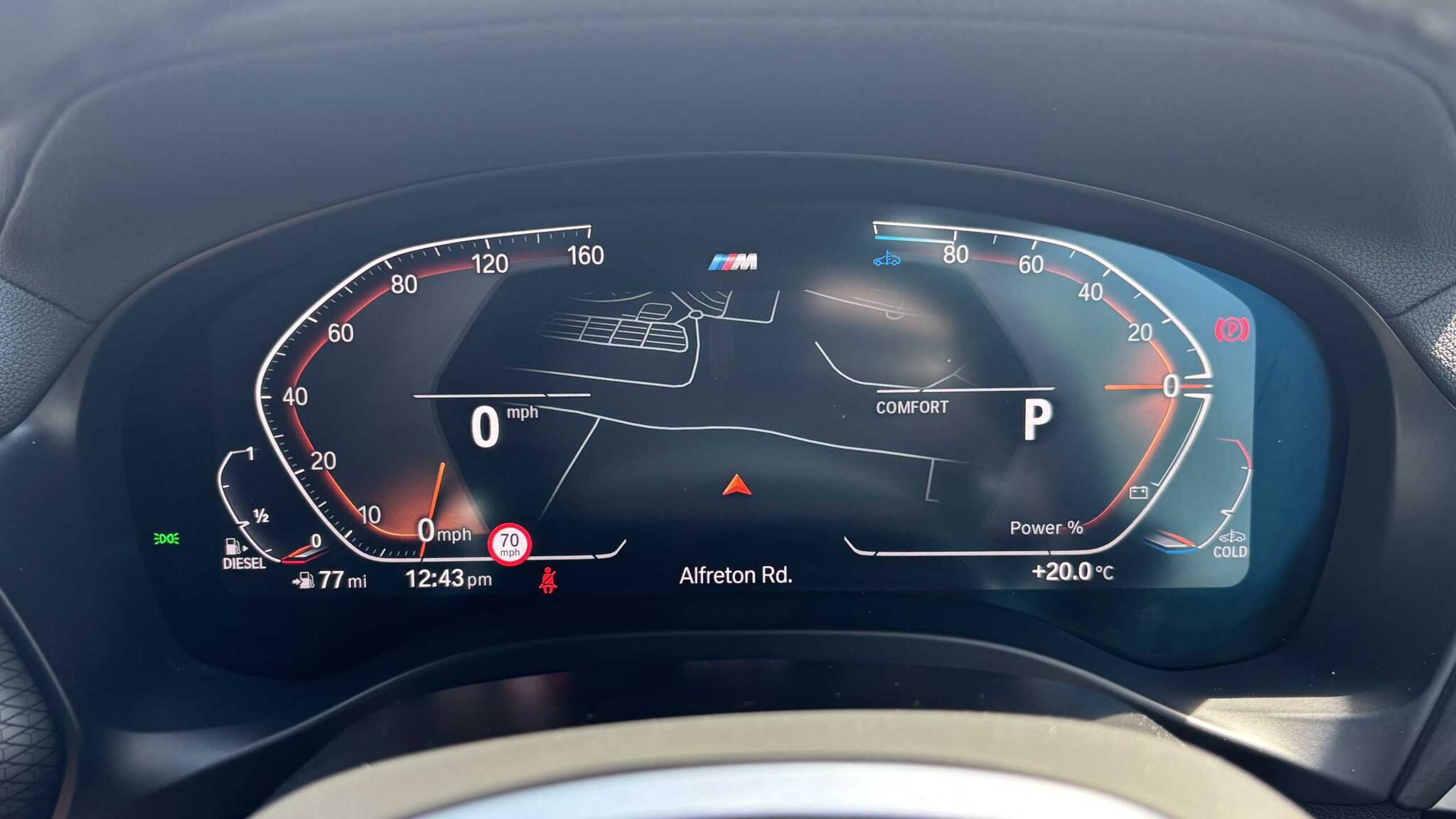 BMW X4 view 11
