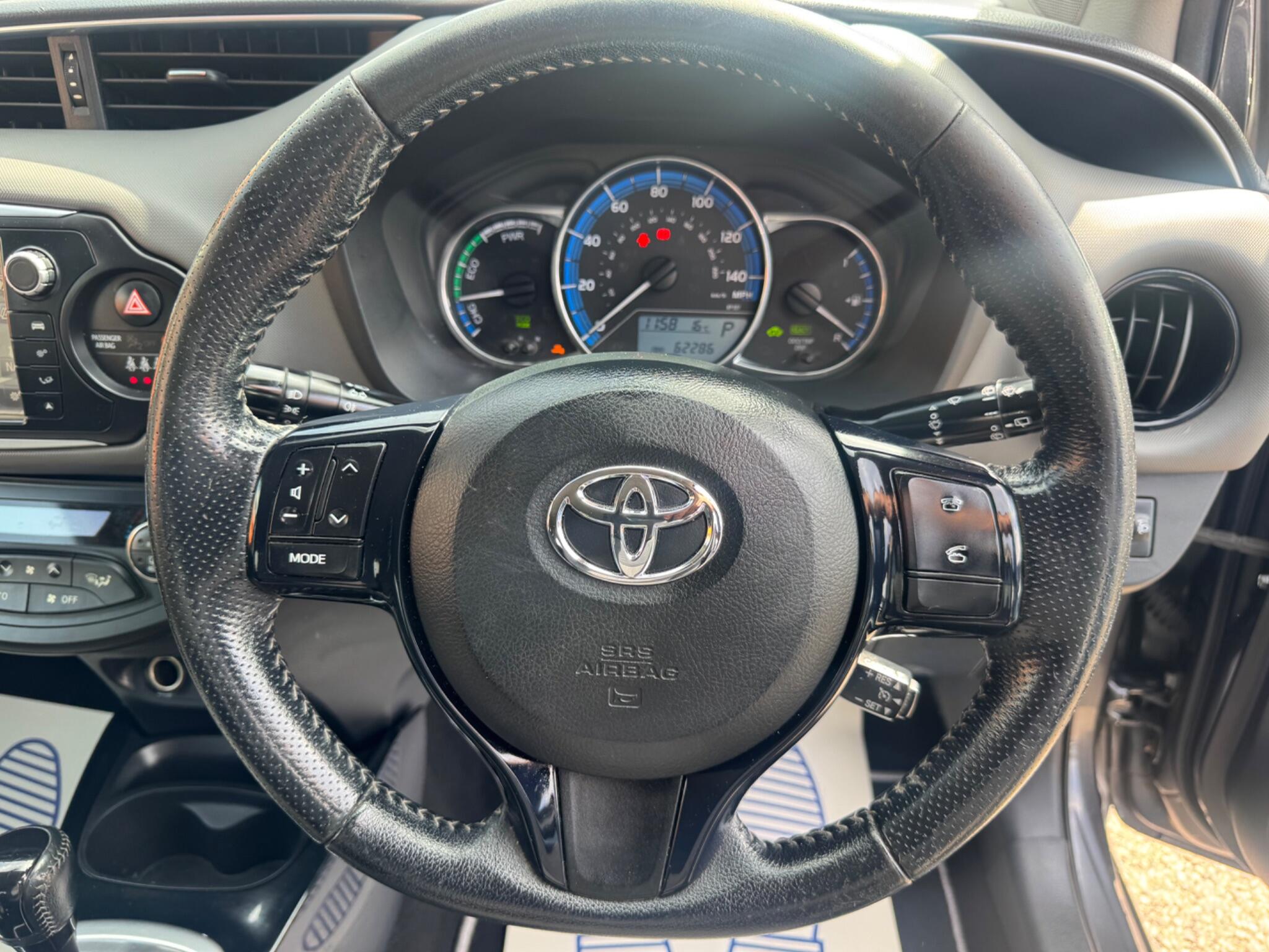 Toyota Yaris view 14