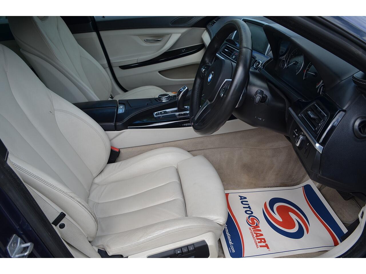 BMW 6 Series view 14