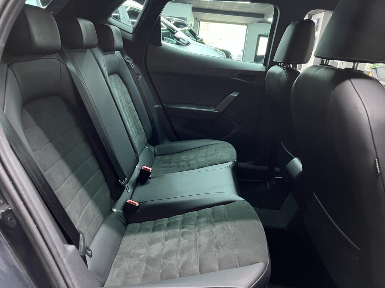 SEAT Ibiza view 42