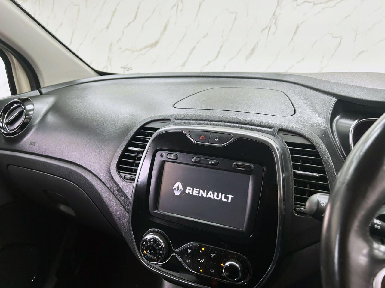 Renault Captur view 16