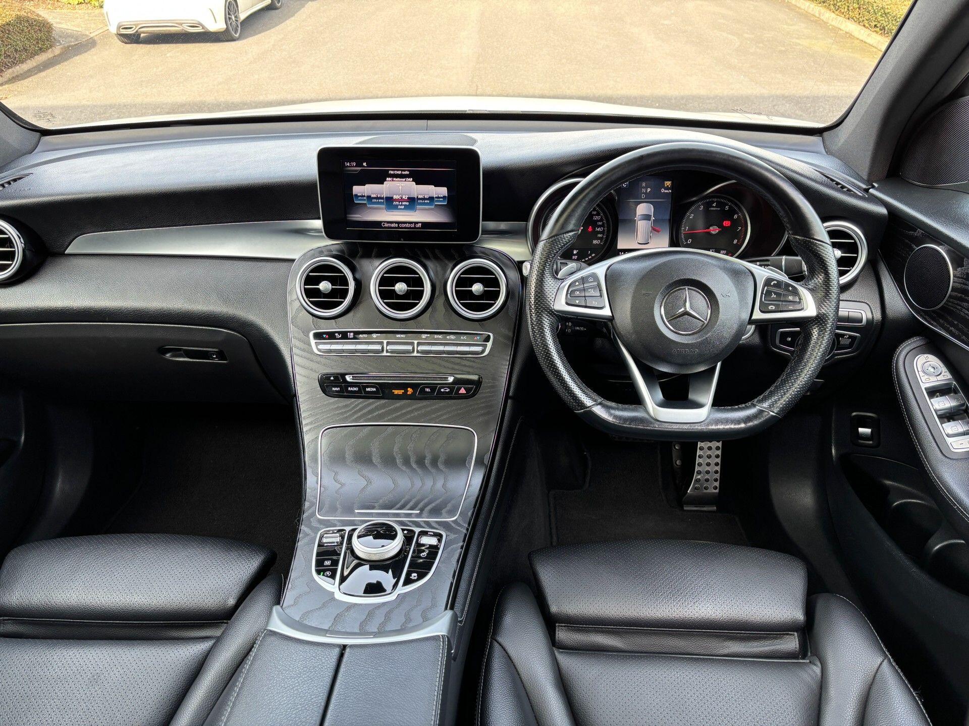 Mercedes-Benz GLC view 18