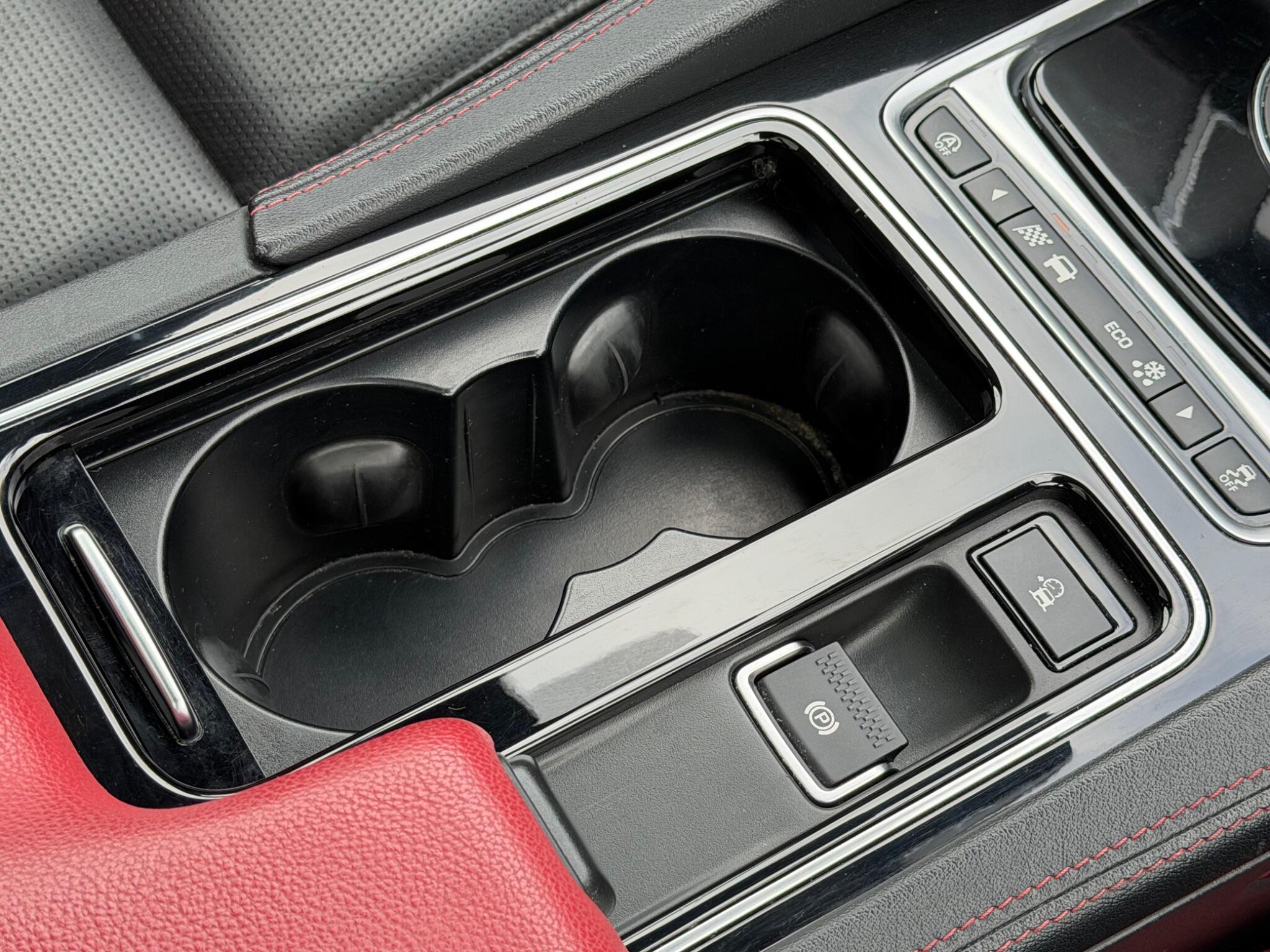Jaguar F-Pace view 48