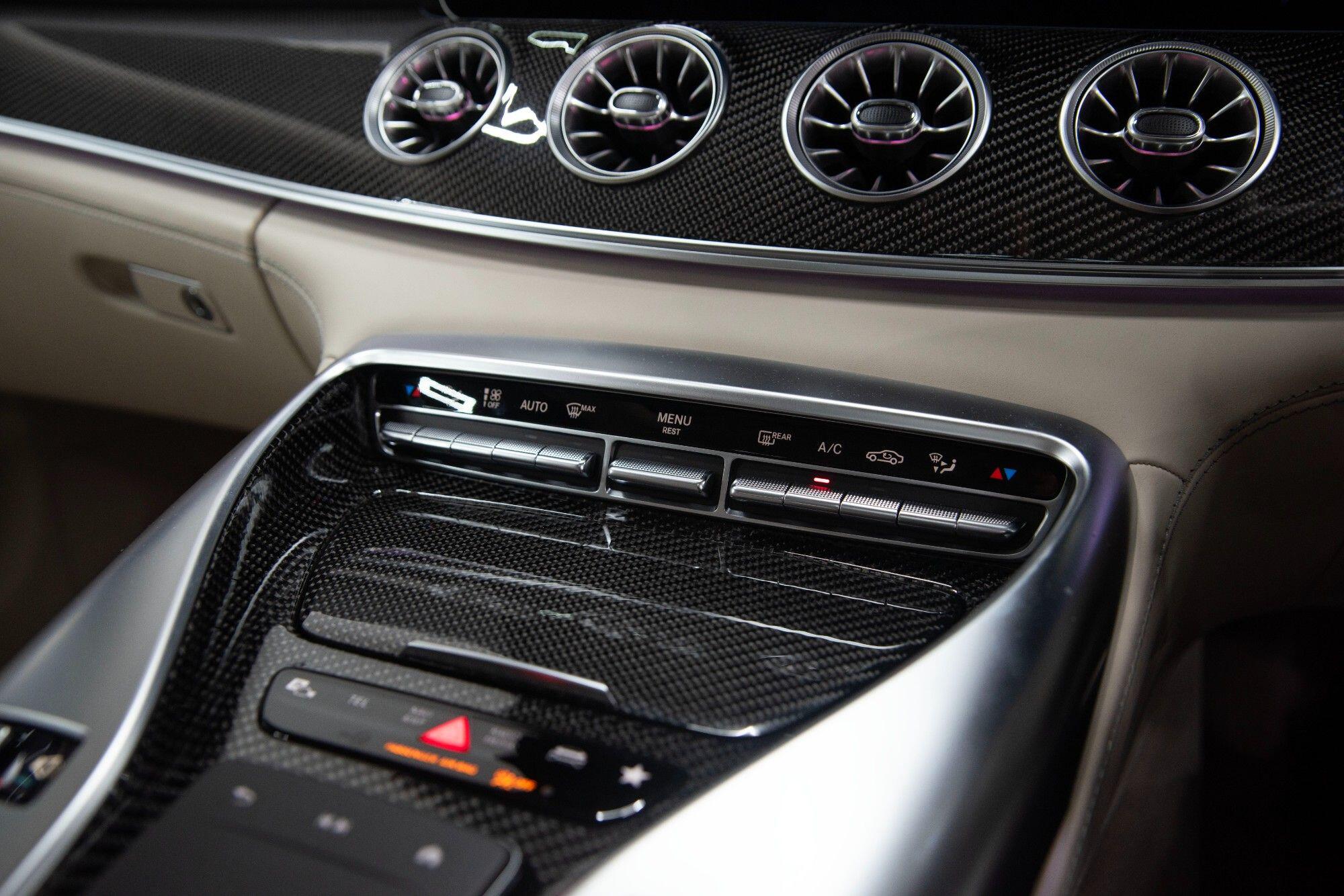 Mercedes-Benz Amg GT view 35