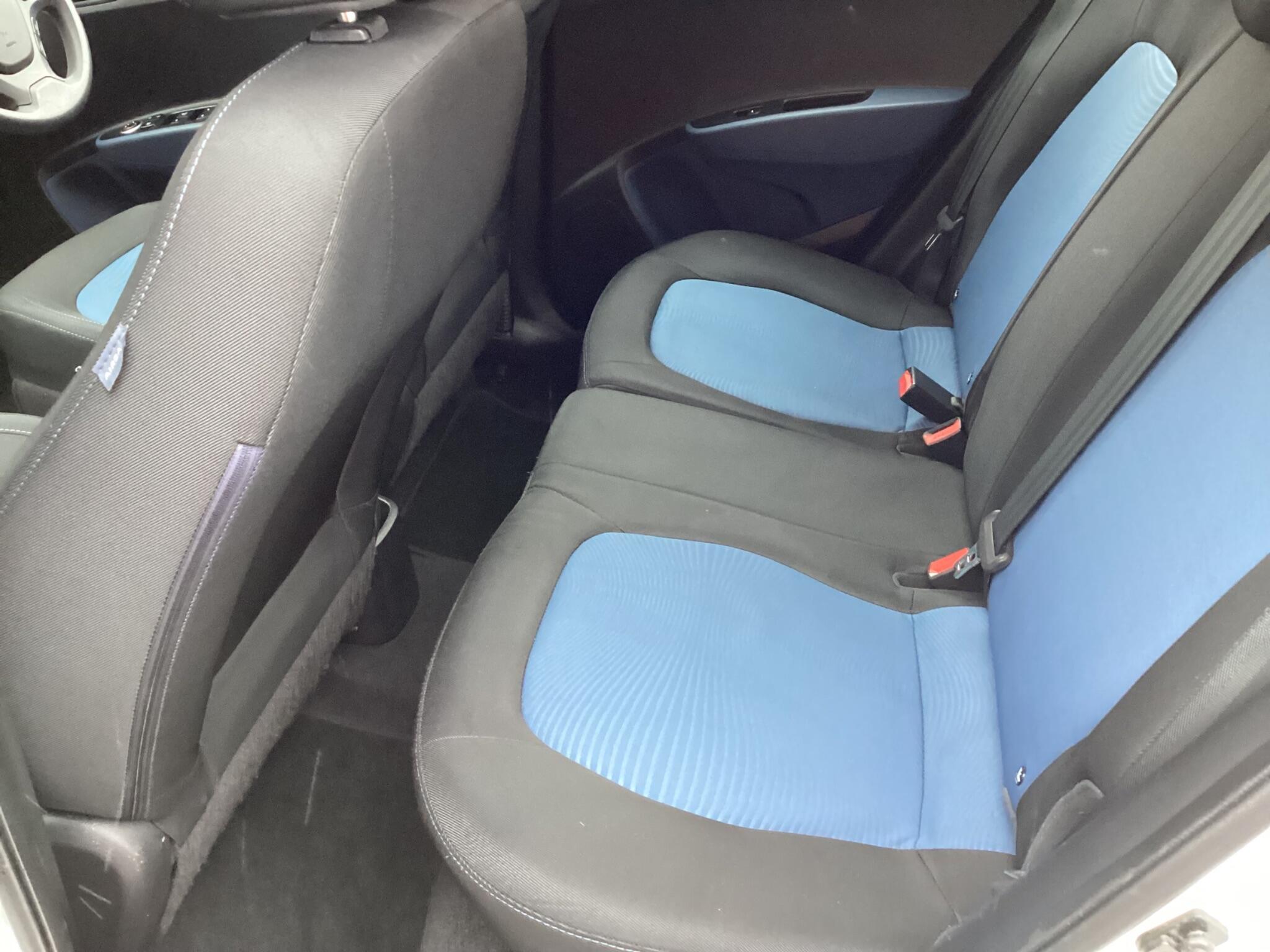 Hyundai I10 view 11