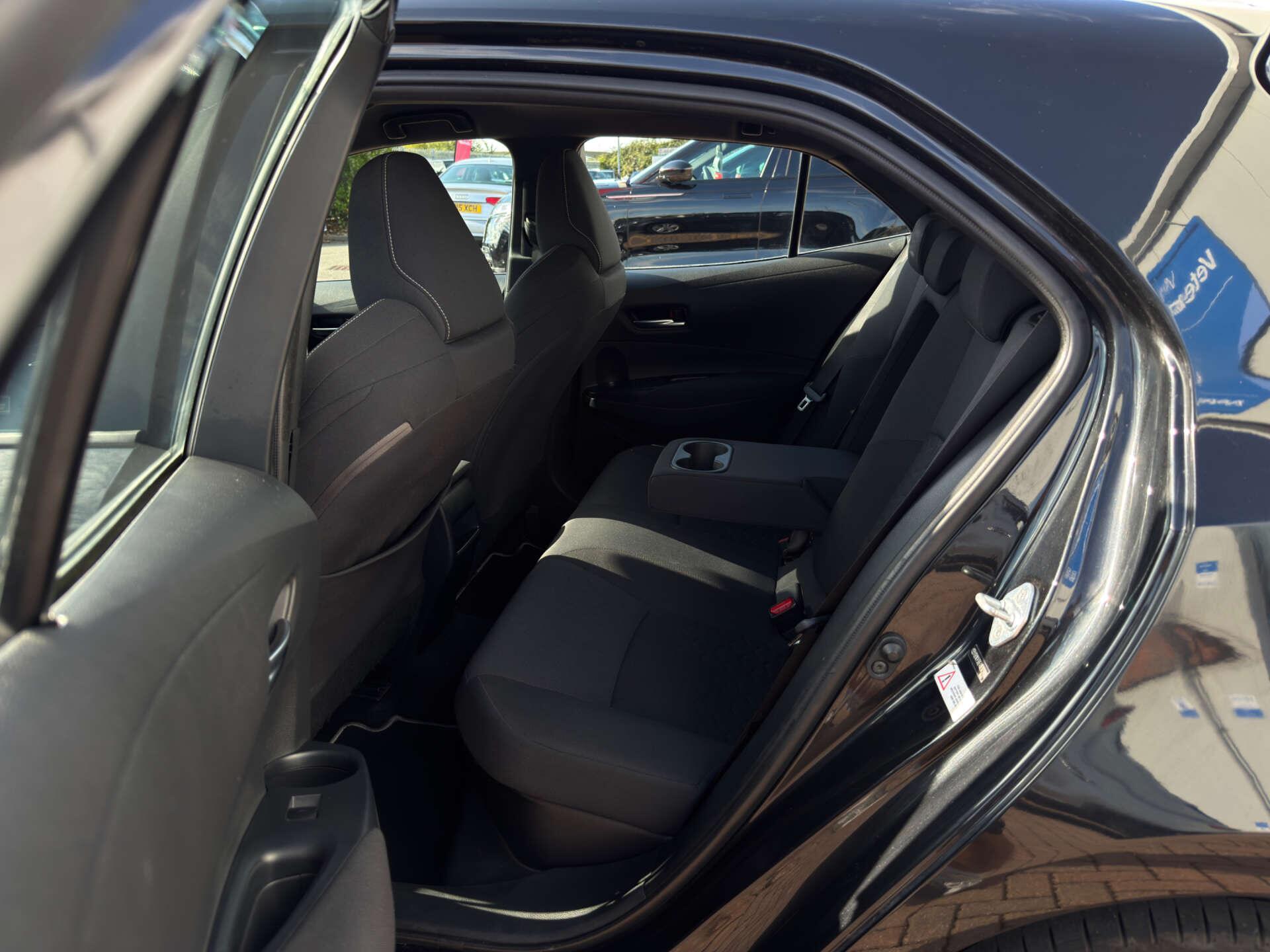 Toyota Corolla view 33