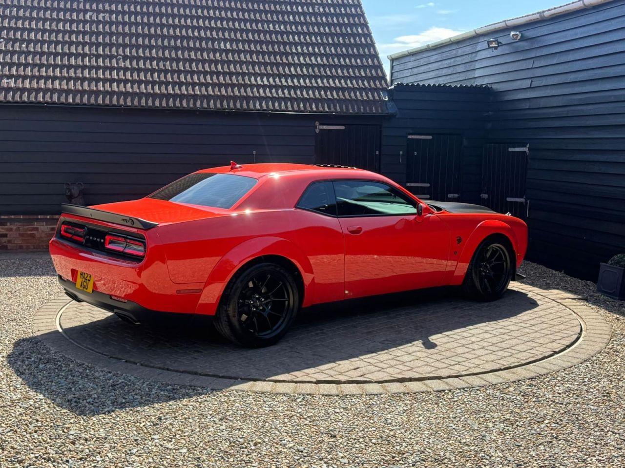 Dodge Challenger view 7