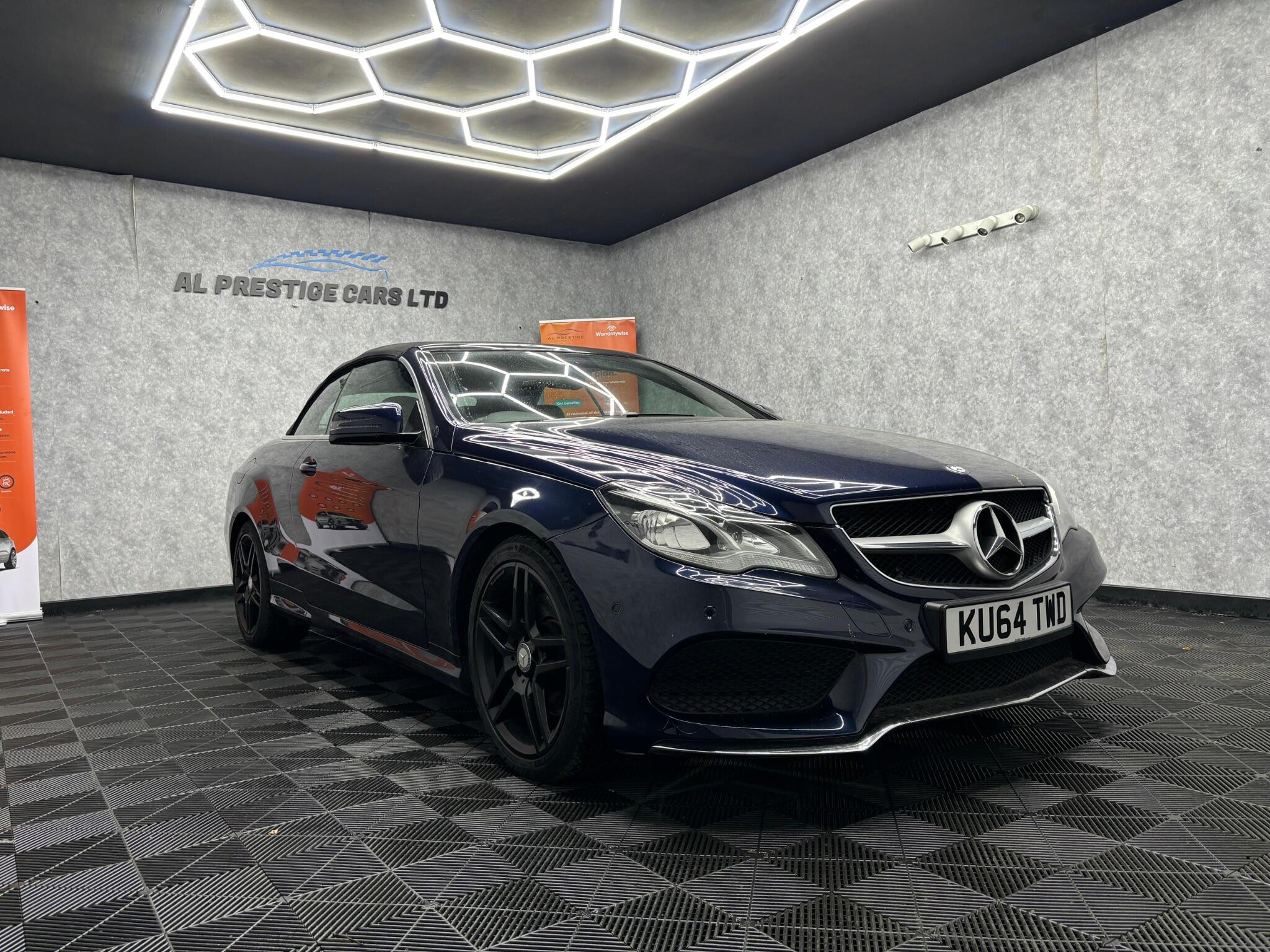 Mercedes-Benz E Class view 3