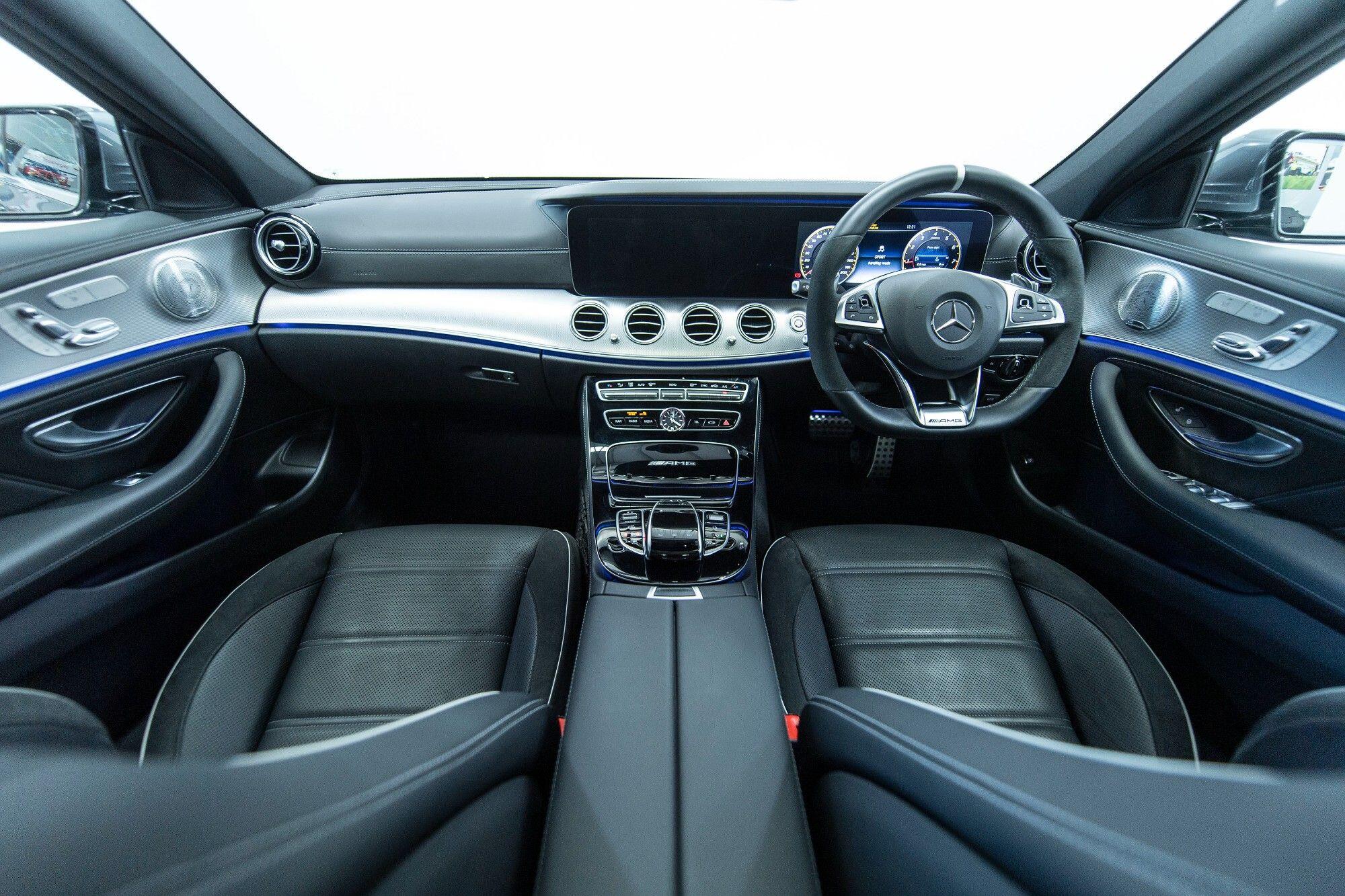 Mercedes-Benz E Class view 9