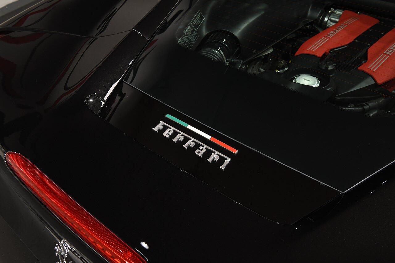 Ferrari 488 view 44