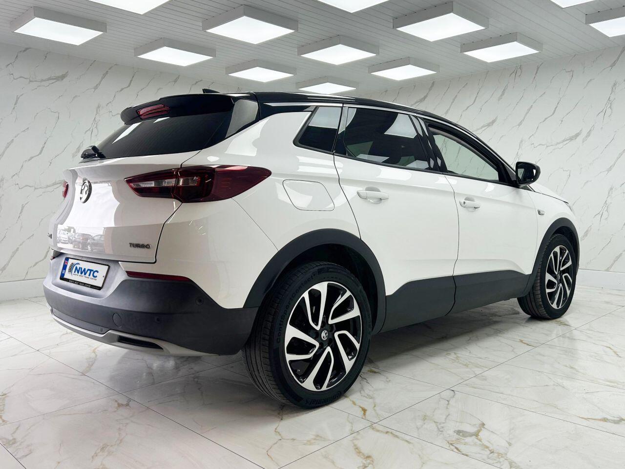 Vauxhall Grandland X view 10