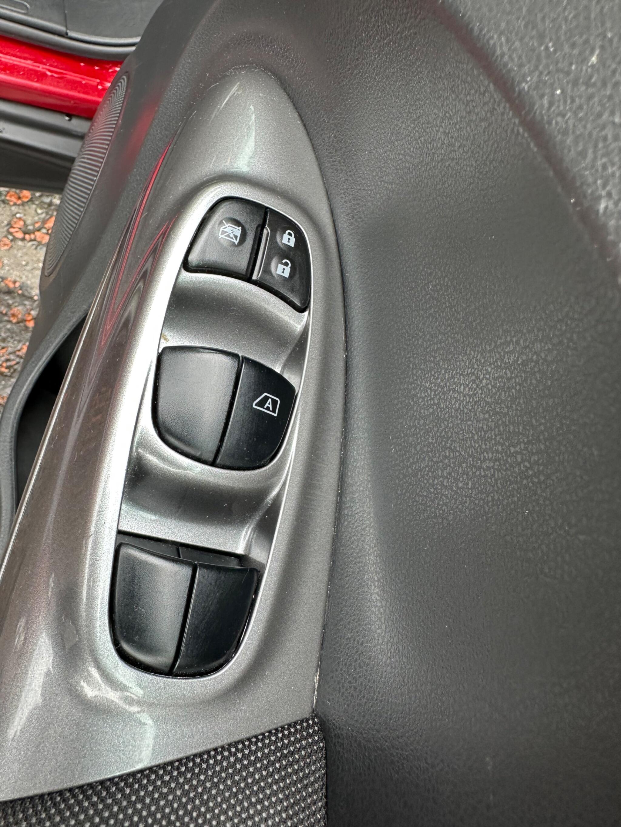 Nissan Juke view 10