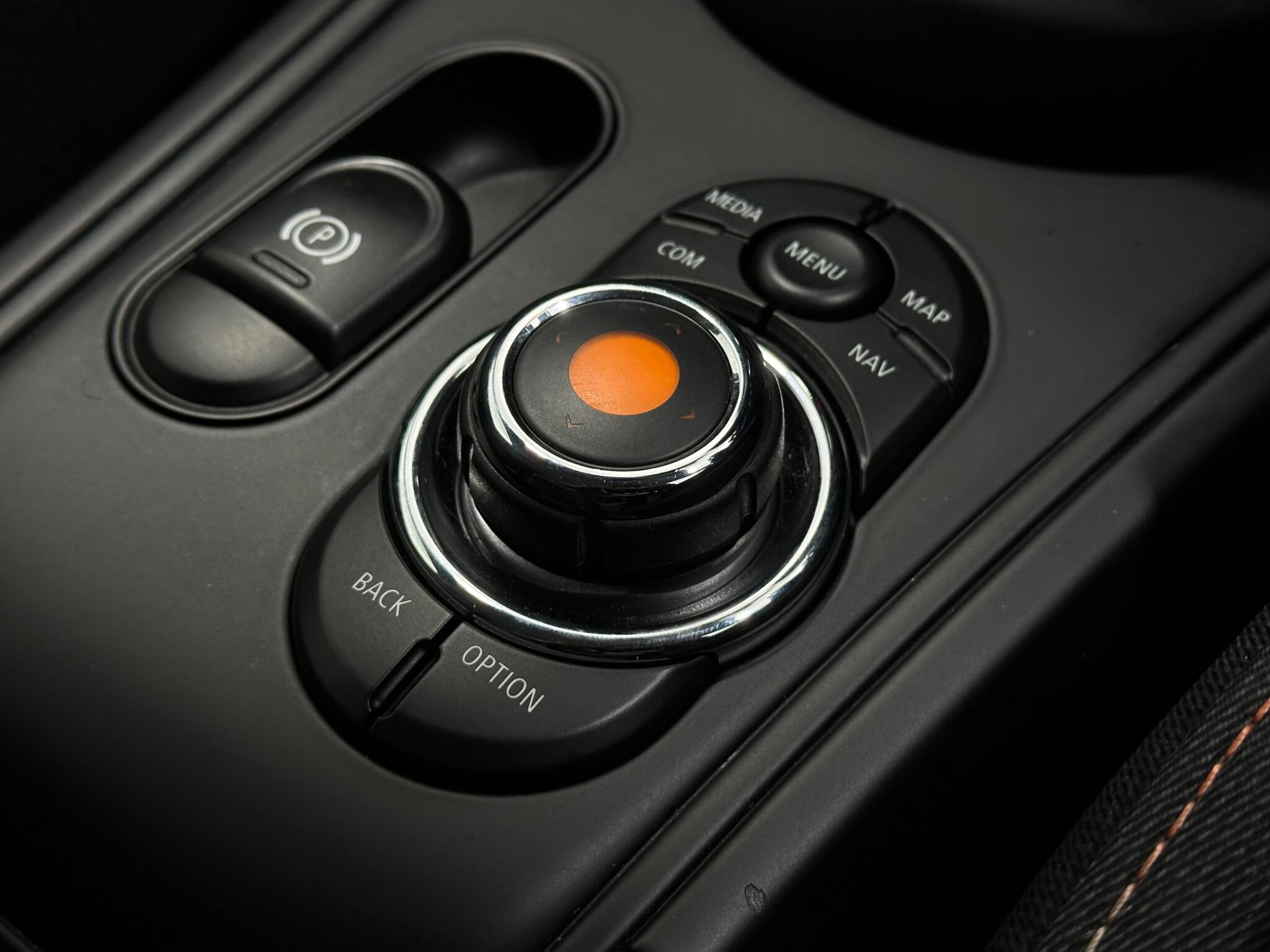 Mini Countryman view 21