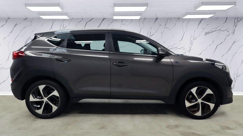 Hyundai Tucson view 8