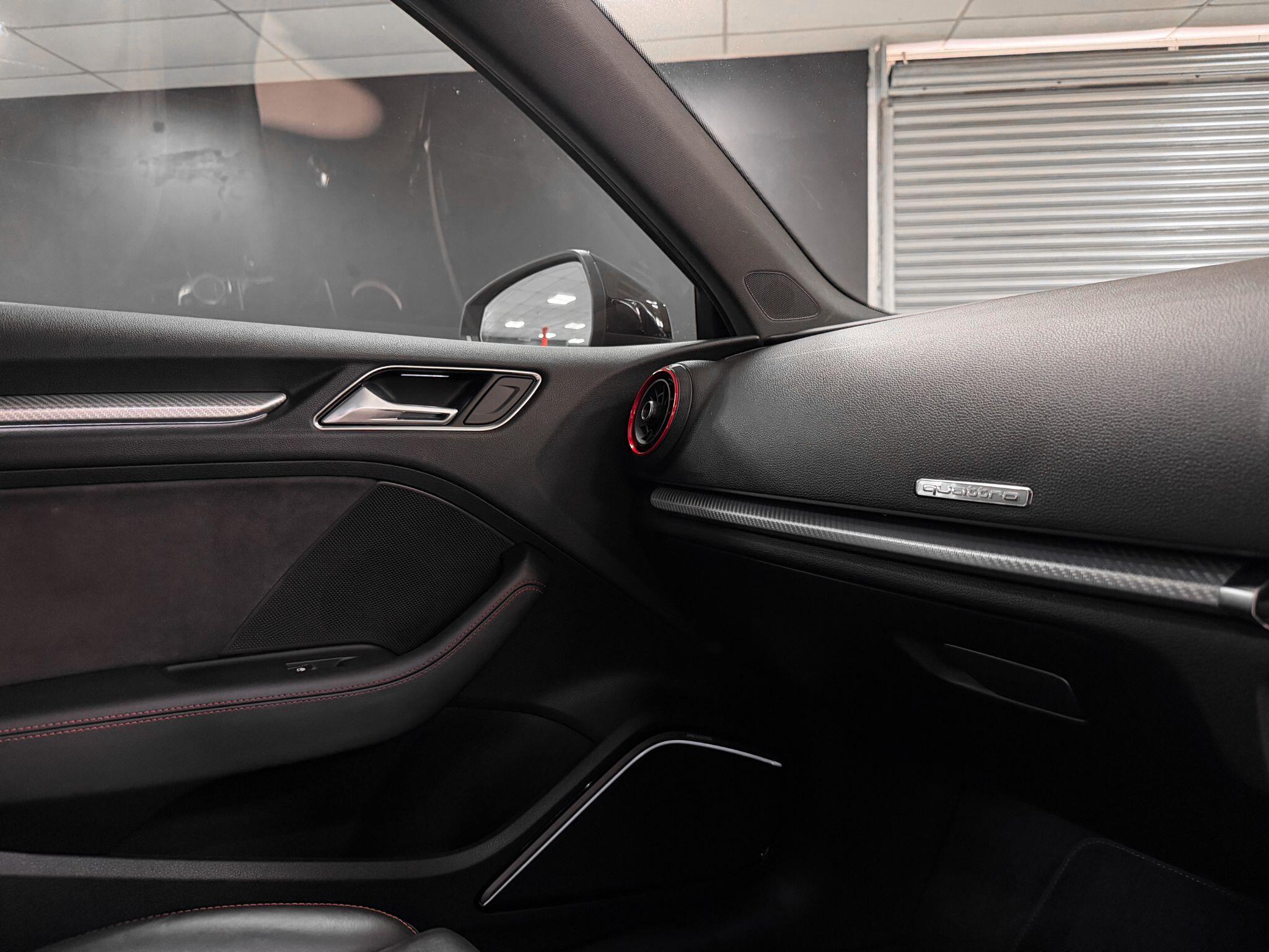 Audi RS3 view 31