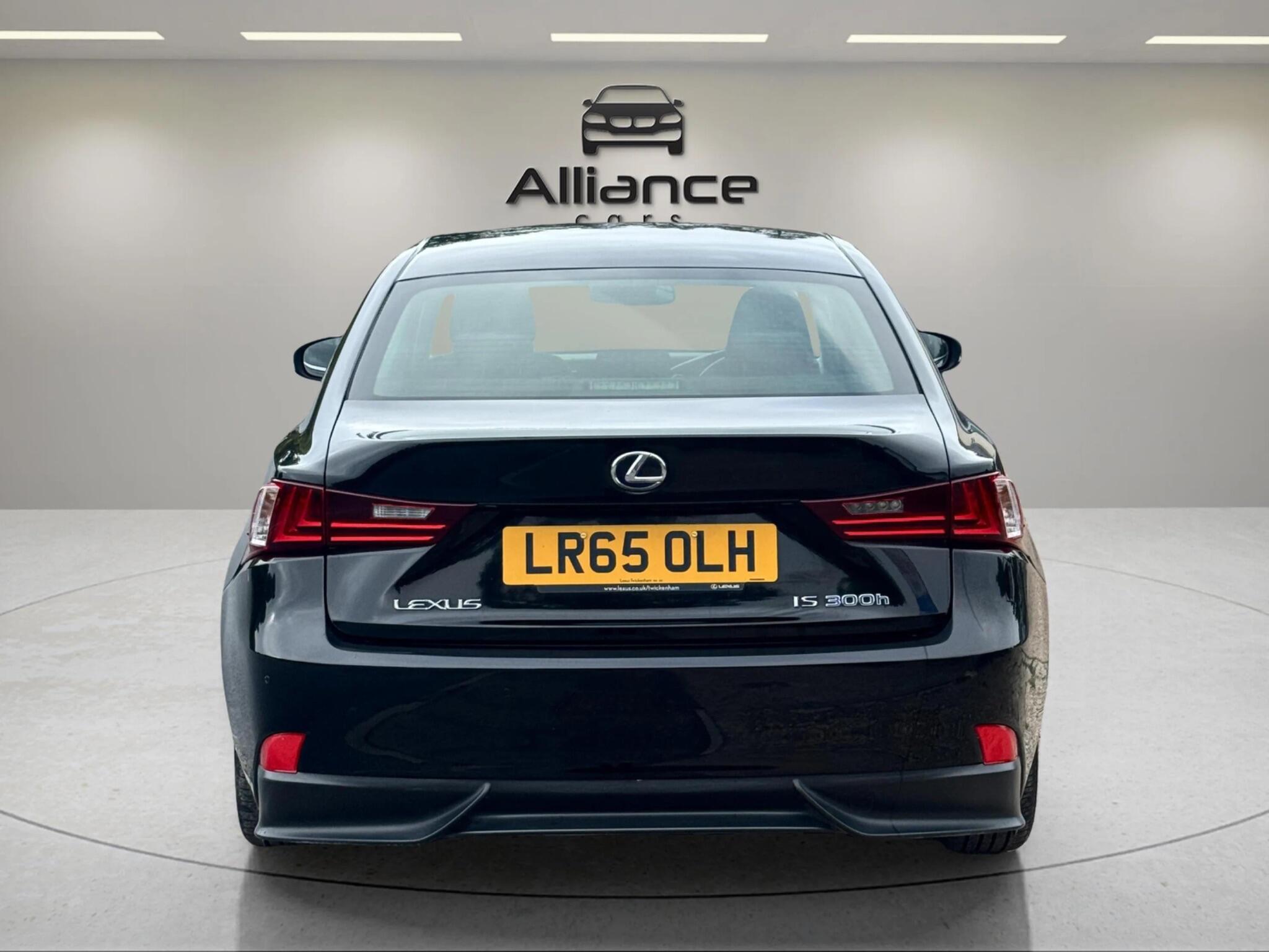 Lexus Is view 10