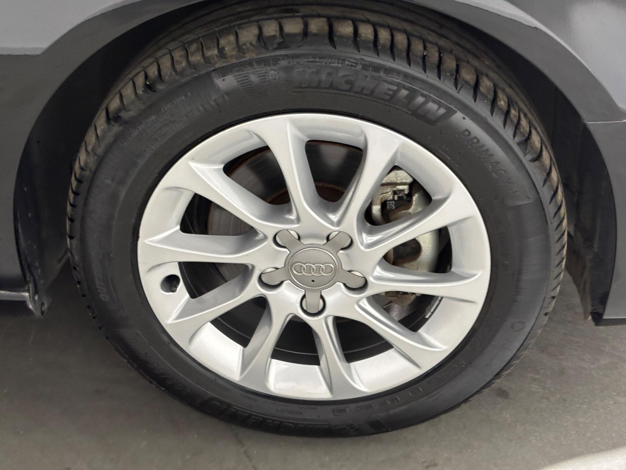 Audi A3 view 60