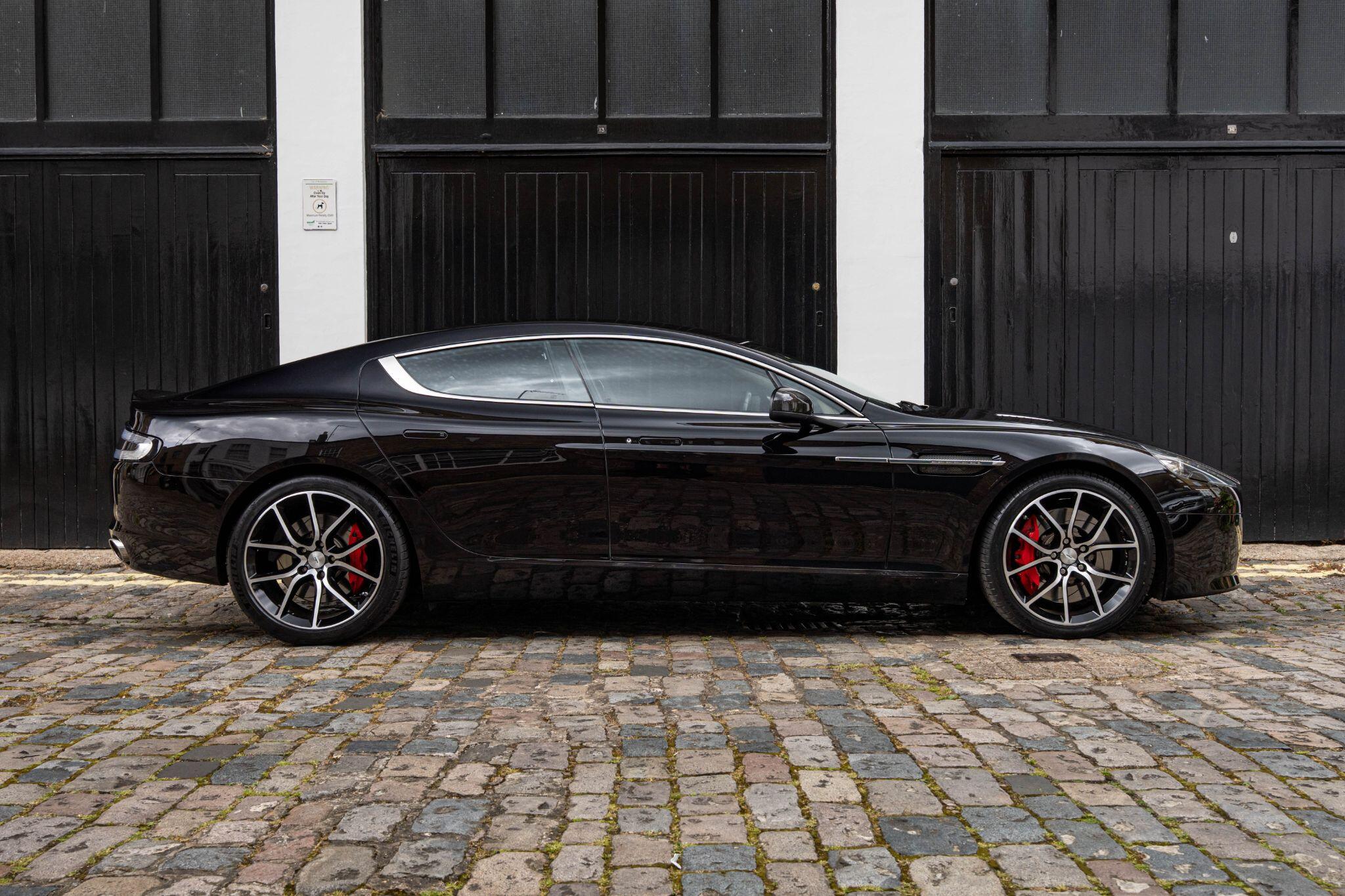 Aston Martin Rapide view 3